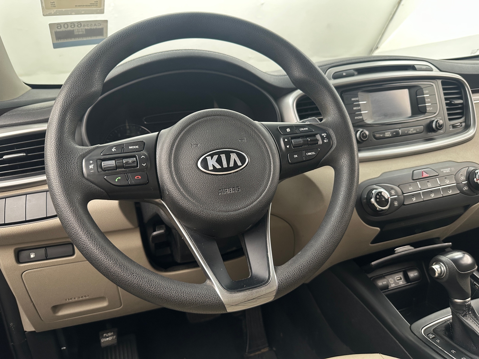 Thumbnail: 2017 Kia Sorento - 5