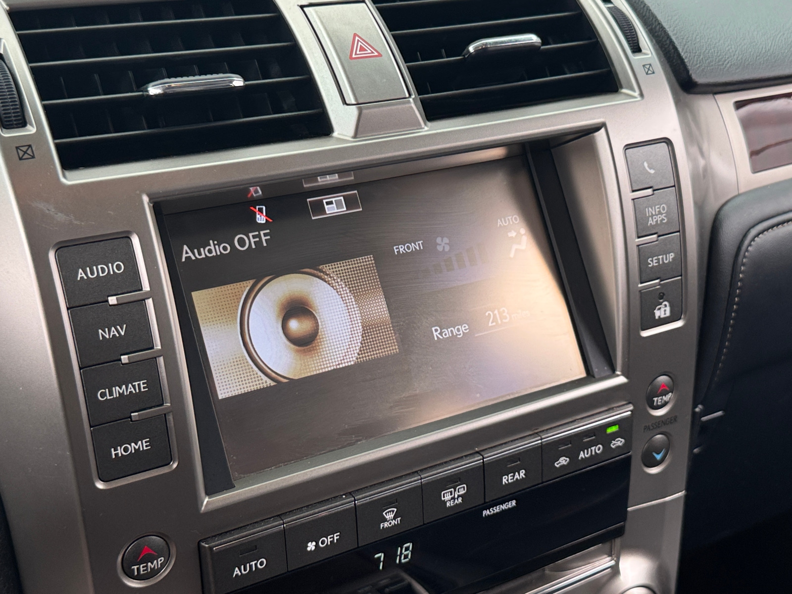 Thumbnail: 2016 Lexus GX - 3