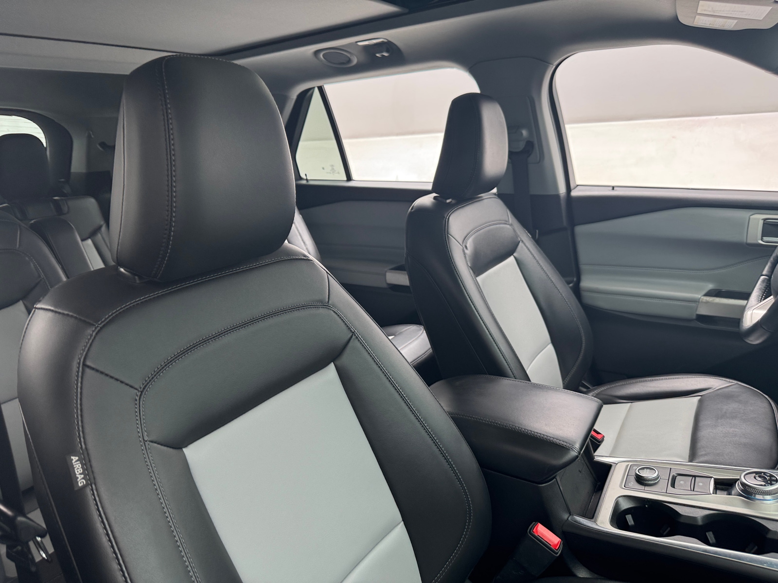Thumbnail: 2022 Ford Explorer - 2