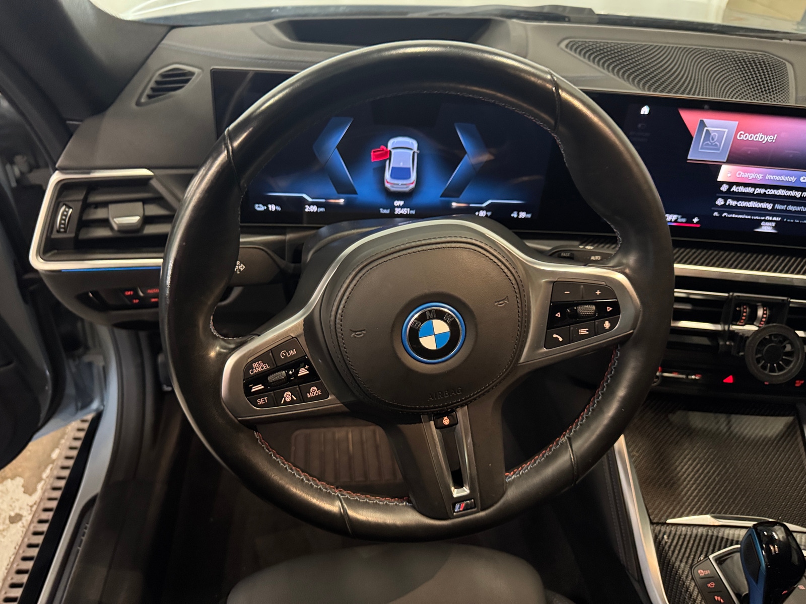Thumbnail: 2023 BMW i4 - 5