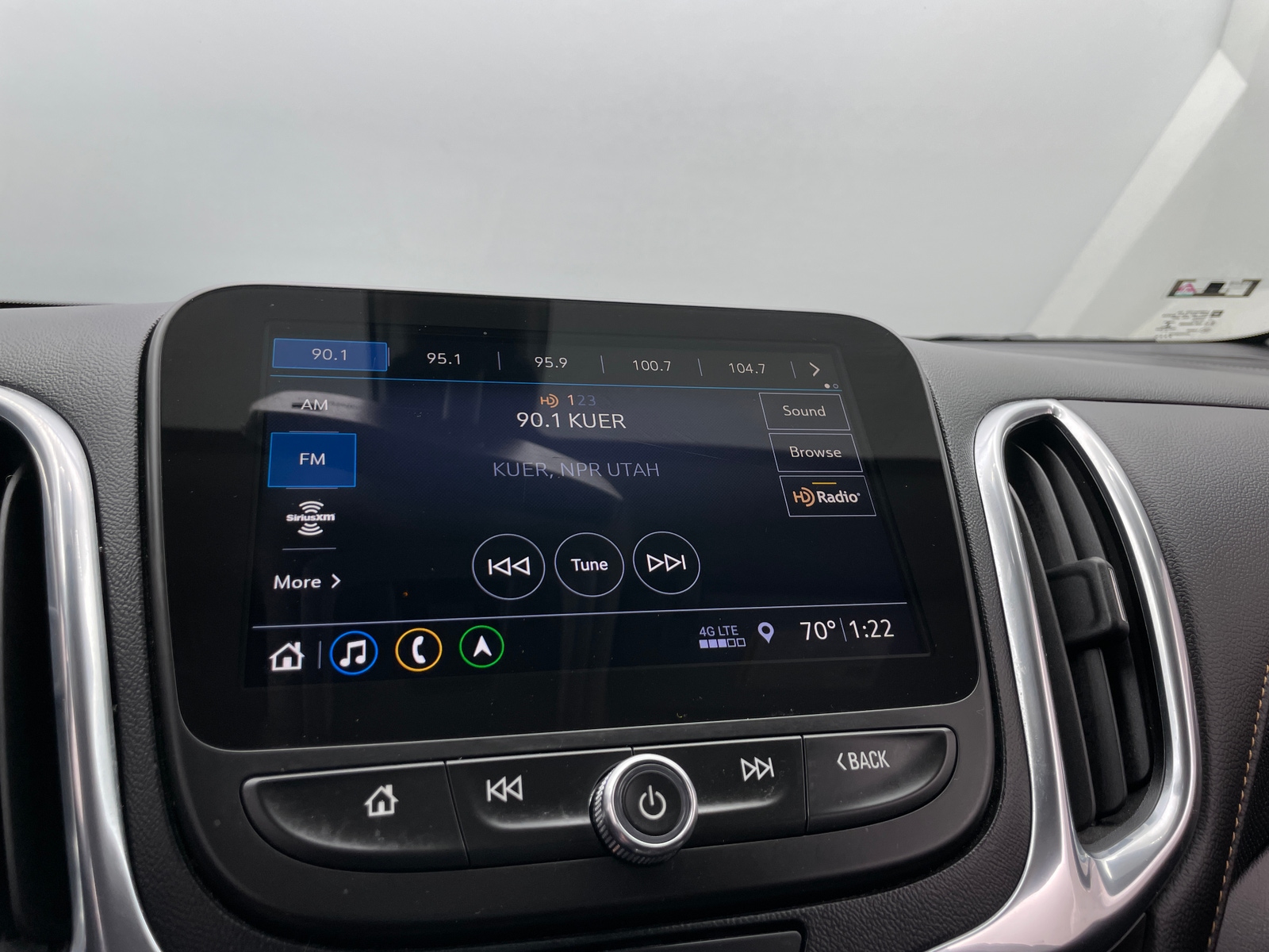 Thumbnail: 2021 Chevrolet Equinox - 3