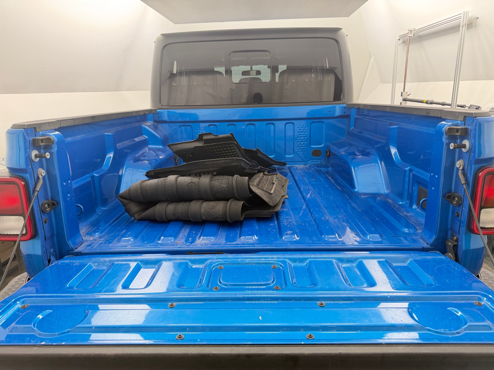 Thumbnail: 2021 Jeep Gladiator - 7