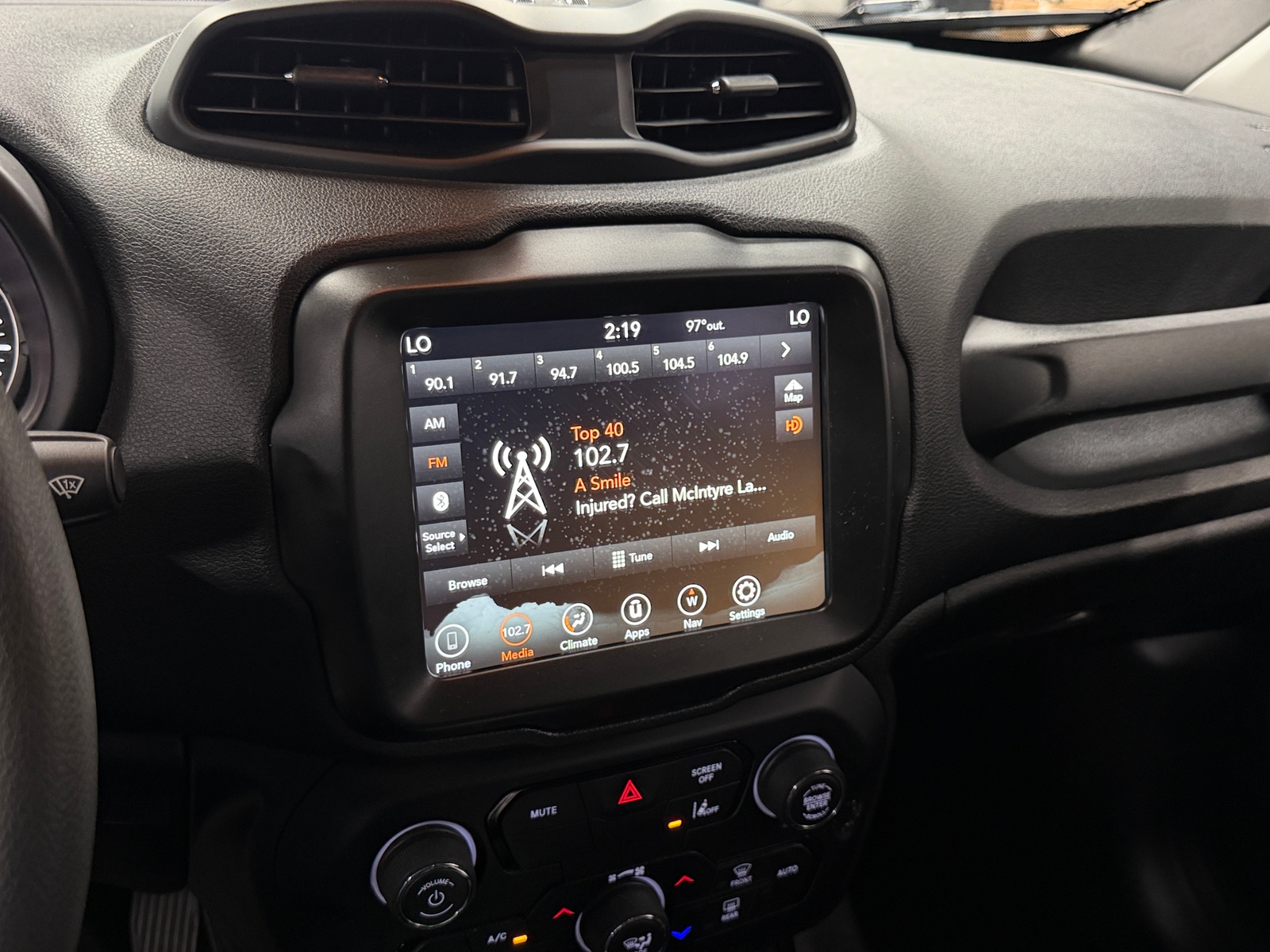 Thumbnail: 2023 Jeep Renegade - 4