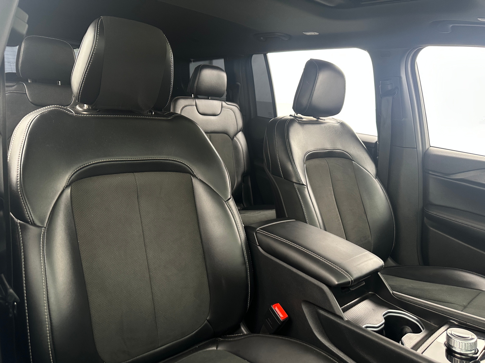 Thumbnail: 2025 Jeep Grand Cherokee L - 2