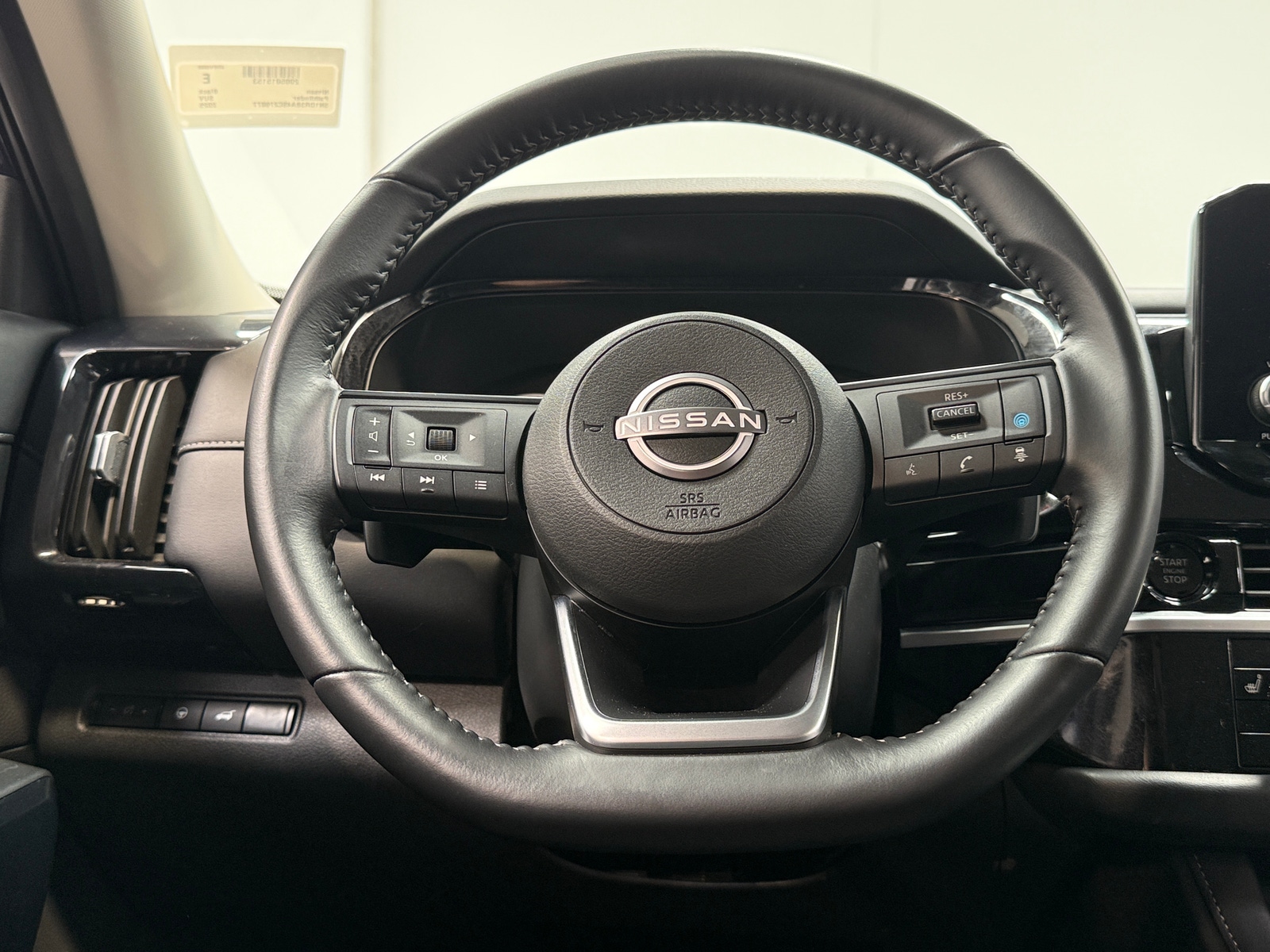 Thumbnail: 2025 Nissan Pathfinder - 5
