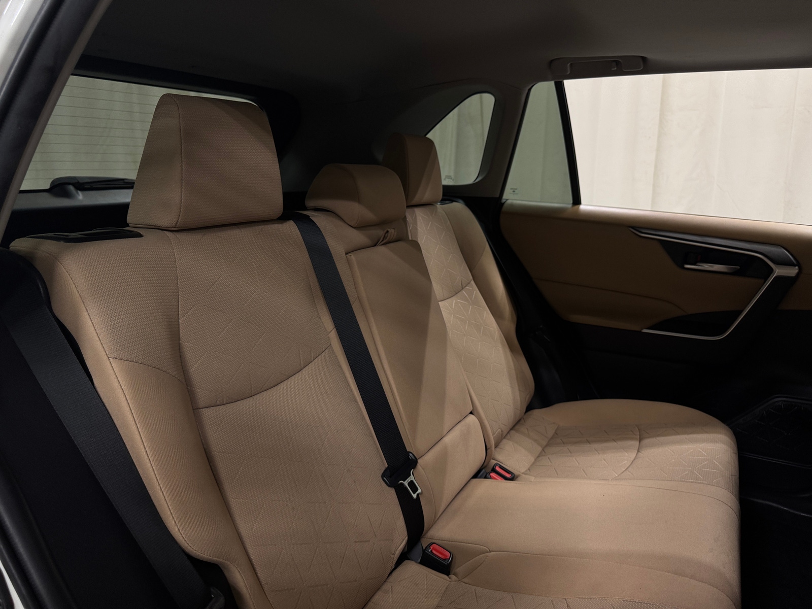 Thumbnail: 2021 Toyota RAV4 - 6