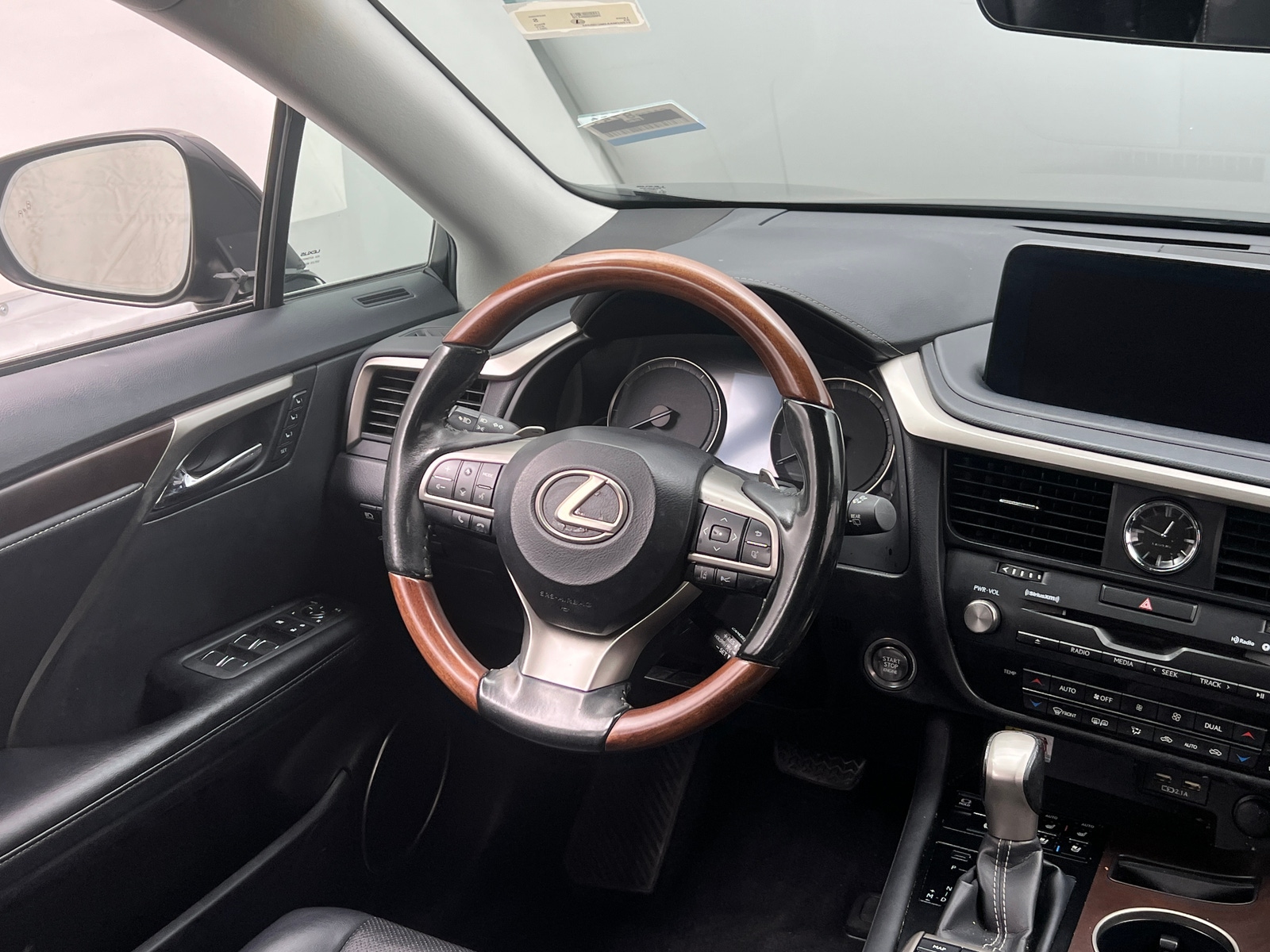 Thumbnail: 2021 Lexus RX - 5