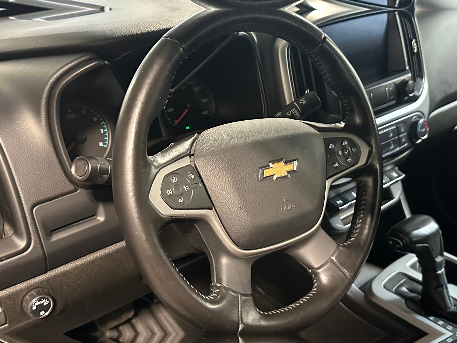 Thumbnail: 2021 Chevrolet Colorado - 5
