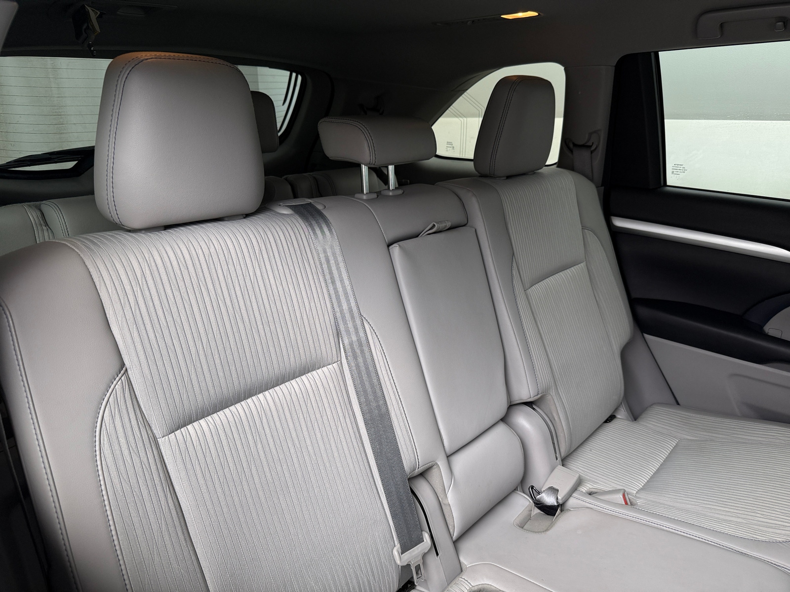 Thumbnail: 2018 Toyota Highlander - 6