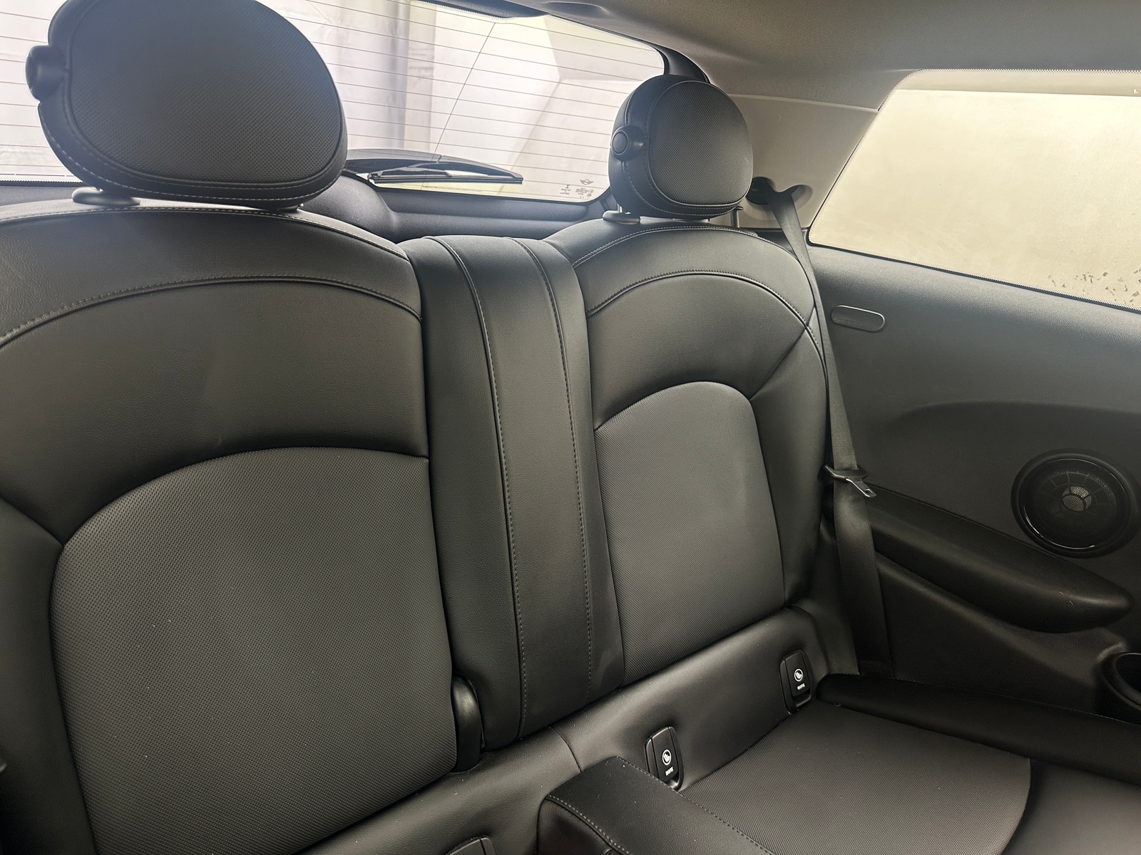 Thumbnail: 2018 MINI Cooper Hardtop - 5
