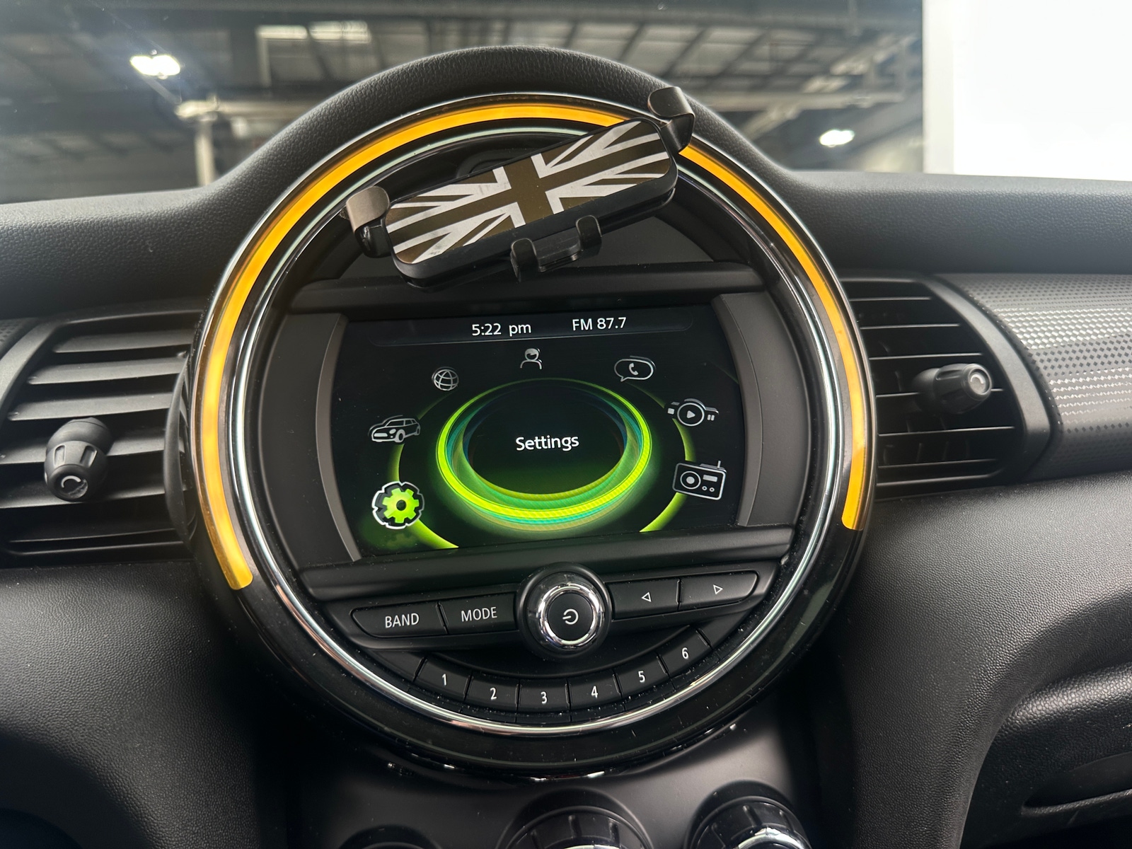 Thumbnail: 2018 MINI Cooper Hardtop - 3