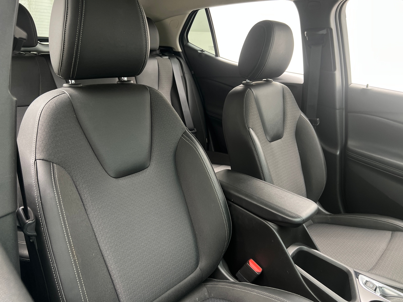 Thumbnail: 2025 Buick Encore GX - 2