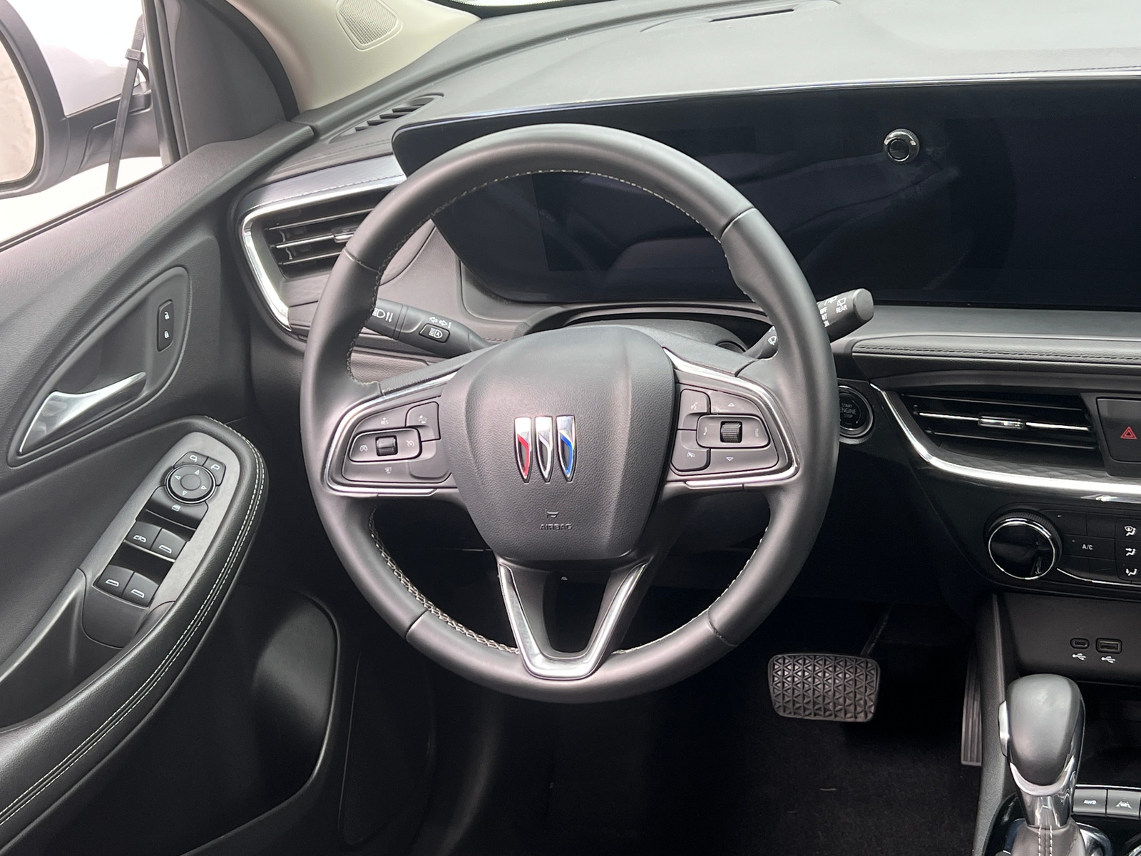 Thumbnail: 2025 Buick Encore GX - 5