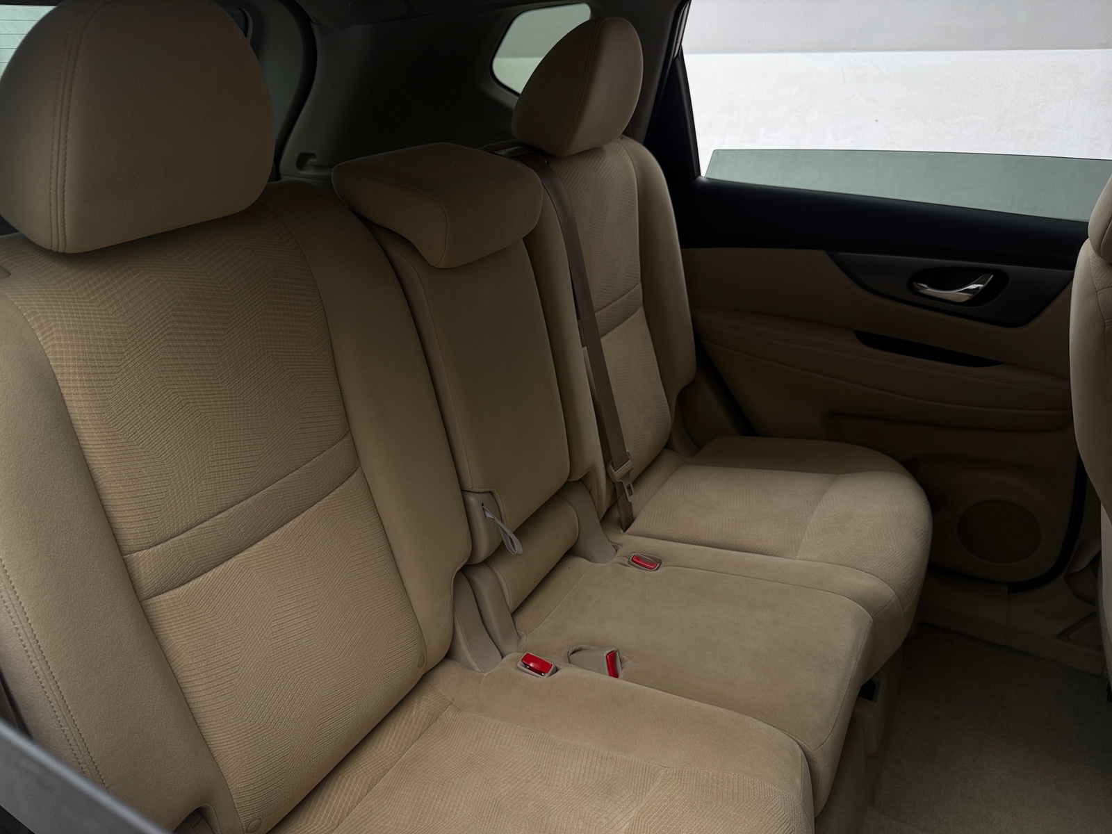 Thumbnail: 2015 Nissan Rogue - 6