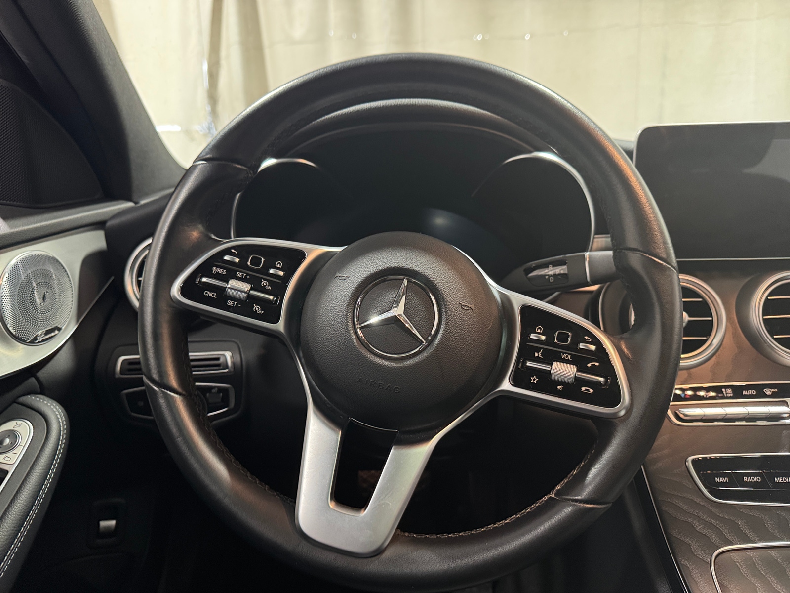 Thumbnail: 2021 Mercedes-Benz C-Class - 4