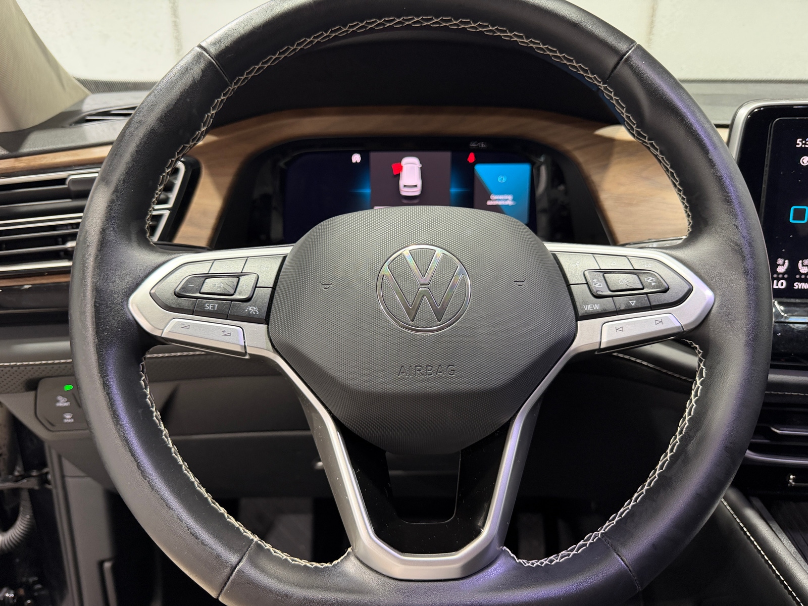 Thumbnail: 2026 Volkswagen Atlas - 4