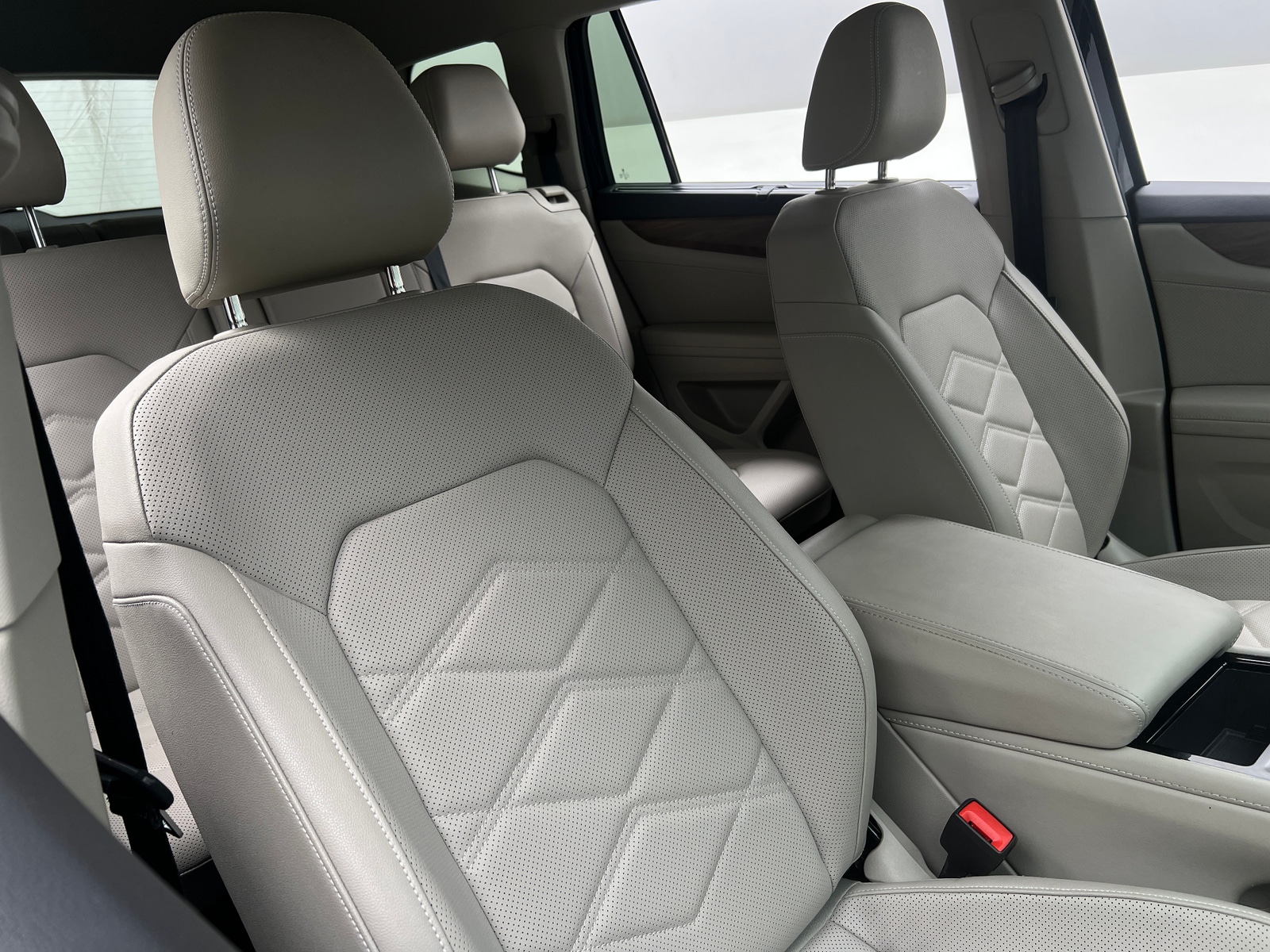 Thumbnail: 2026 Volkswagen Atlas - 2