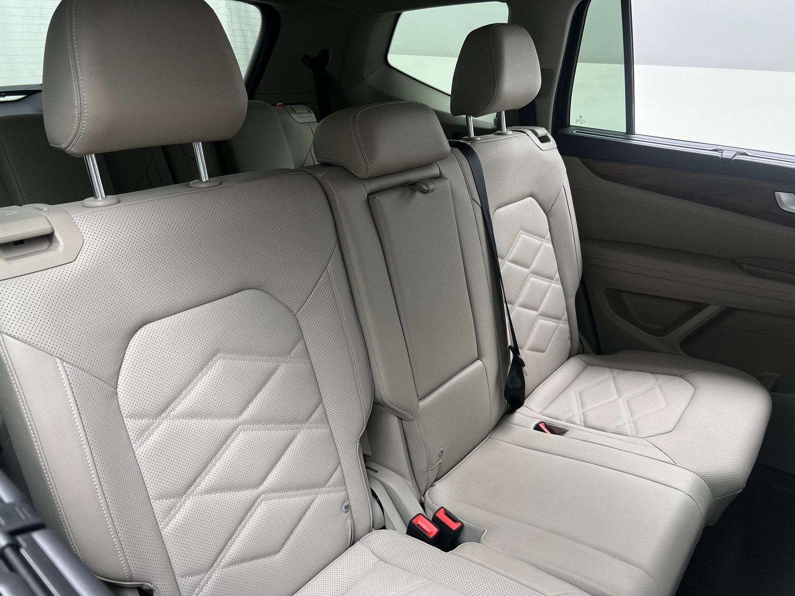 Thumbnail: 2026 Volkswagen Atlas - 6