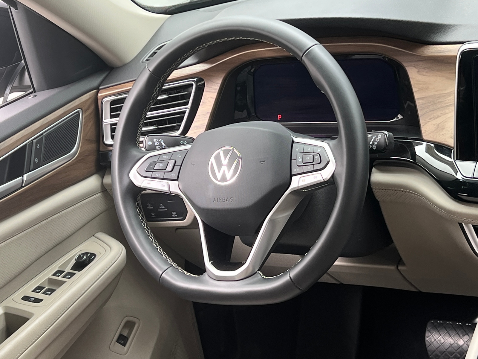 Thumbnail: 2026 Volkswagen Atlas - 5