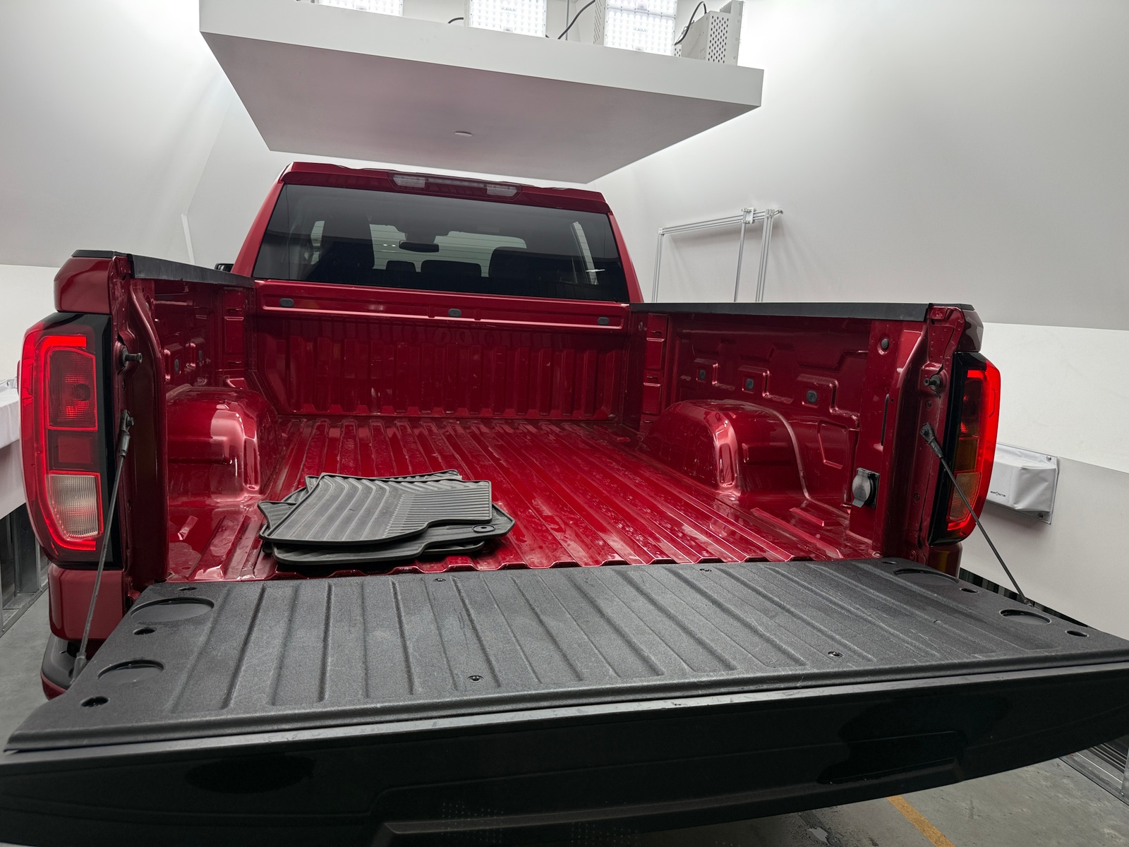 Thumbnail: 2023 GMC Sierra 1500 - 7