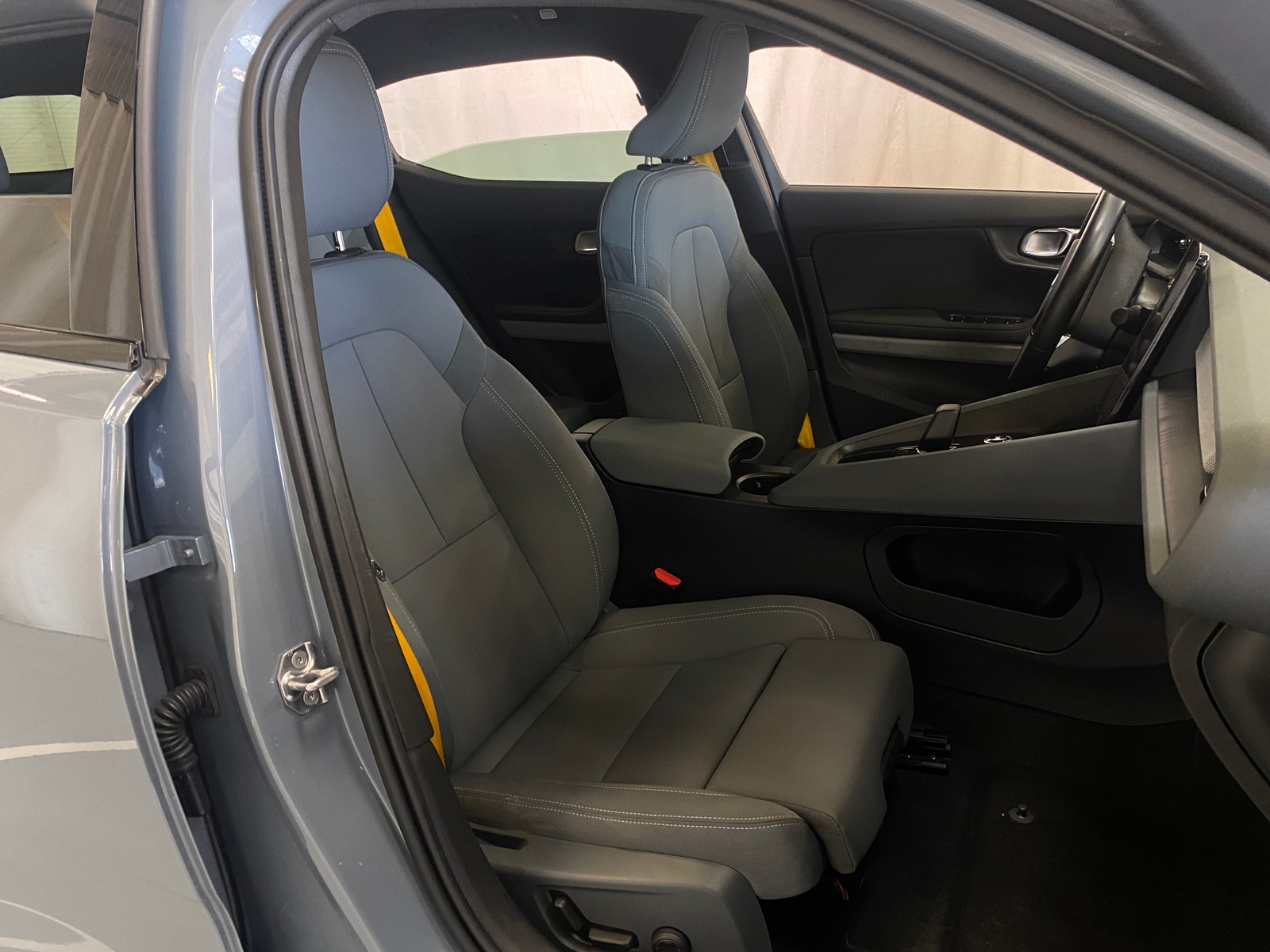 Thumbnail: 2021 Polestar 2 - 2