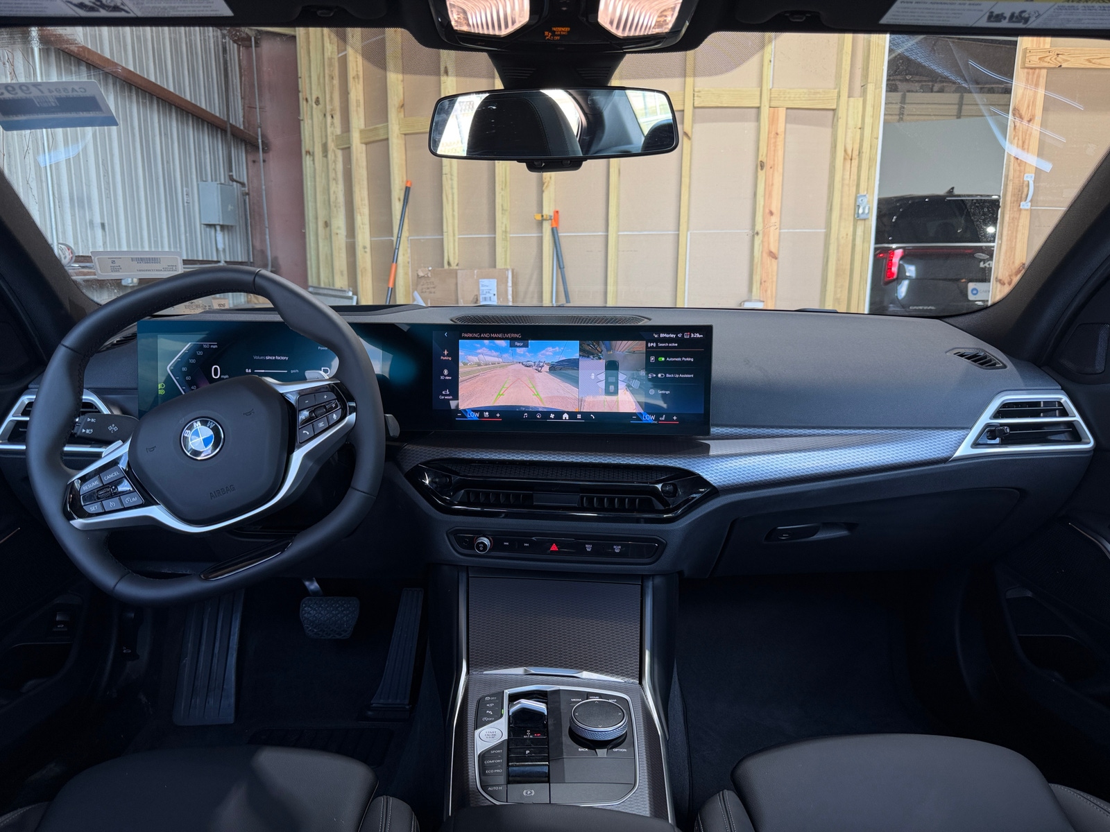 Thumbnail: 2026 BMW 3 Series - 2