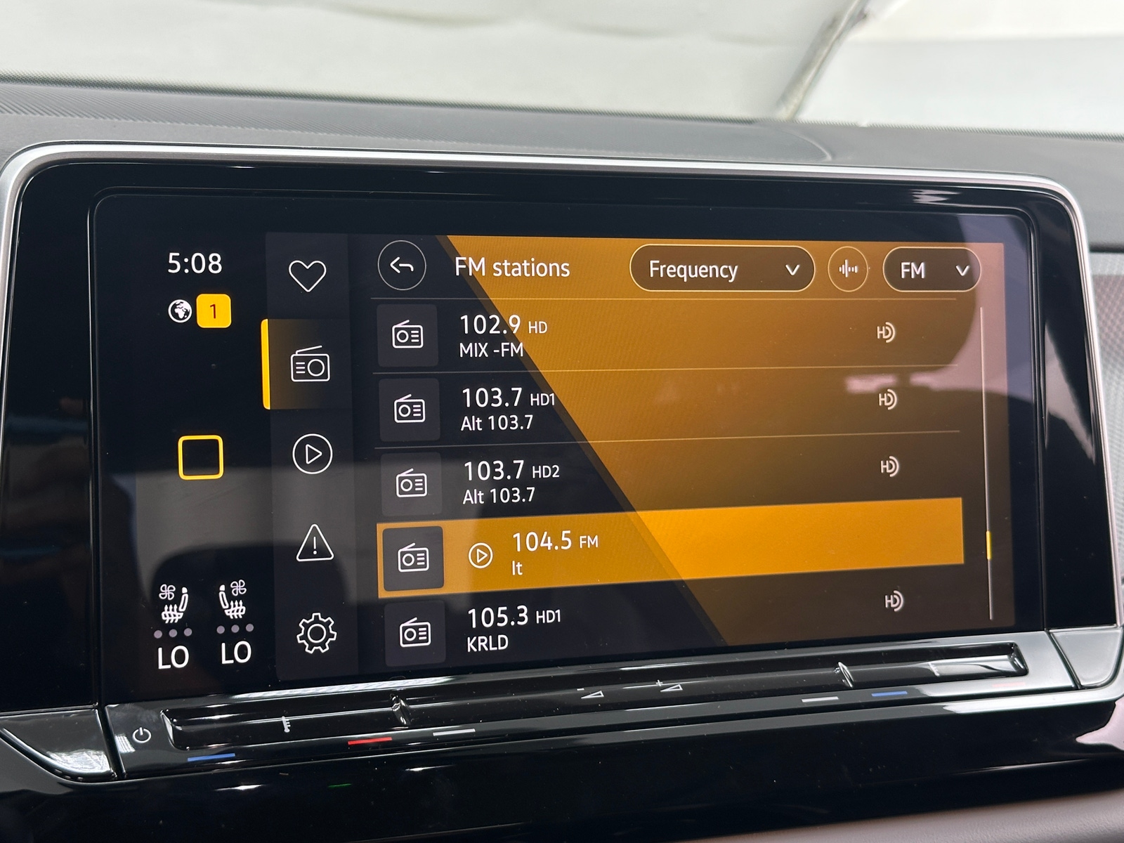 Thumbnail: 2024 Volkswagen Atlas - 3