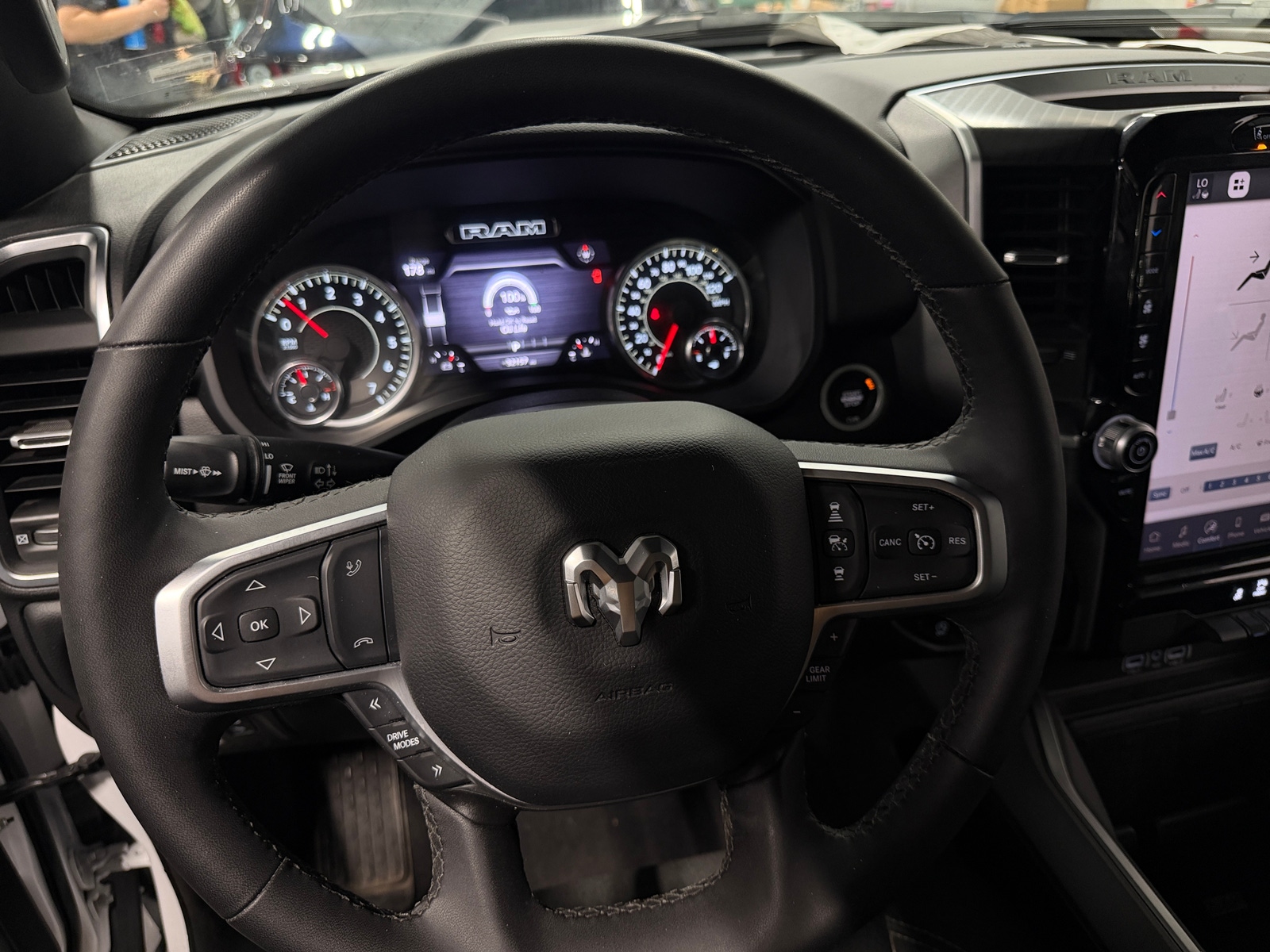 Thumbnail: 2025 RAM 1500 - 5