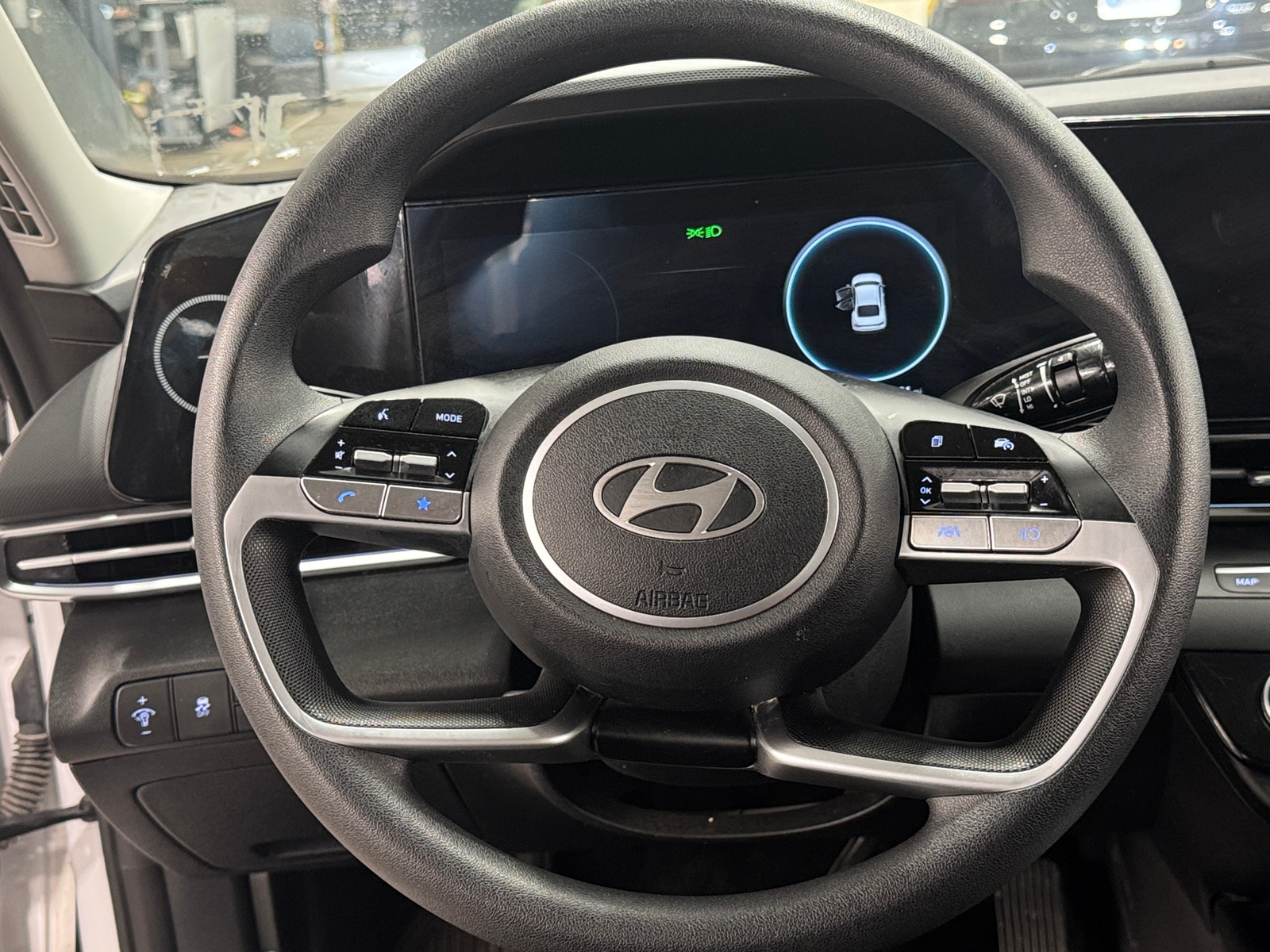 Thumbnail: 2024 Hyundai Elantra - 5