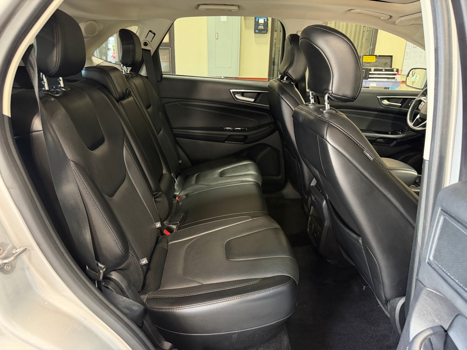 Thumbnail: 2018 Ford Edge - 5