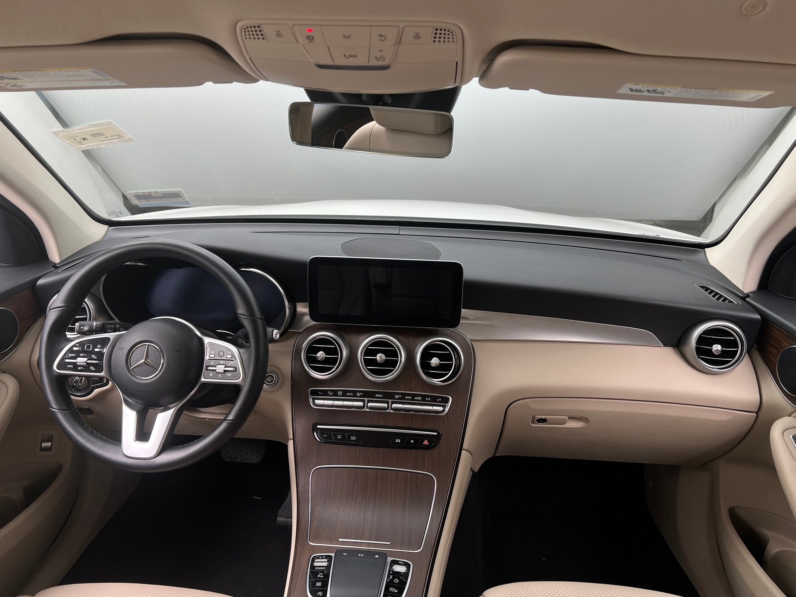 Thumbnail: 2022 Mercedes-Benz GLC - 2