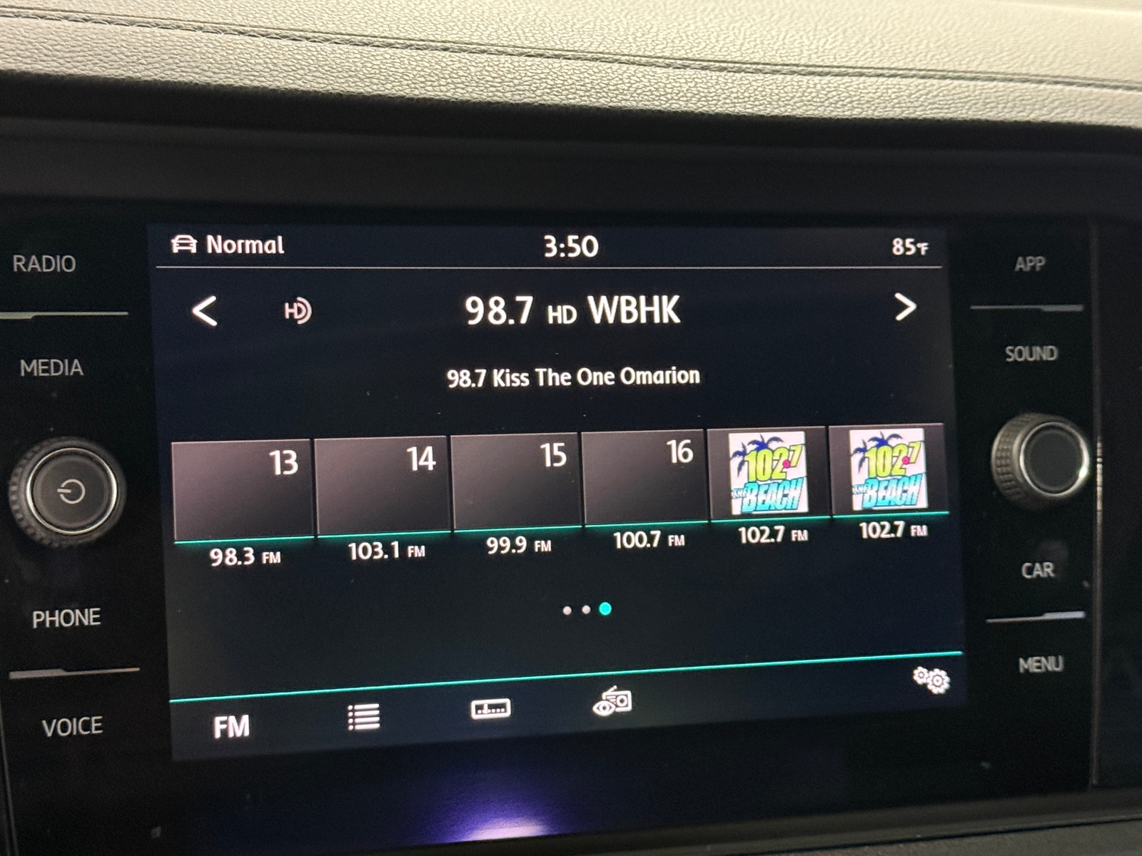 Thumbnail: 2019 Volkswagen Jetta - 3