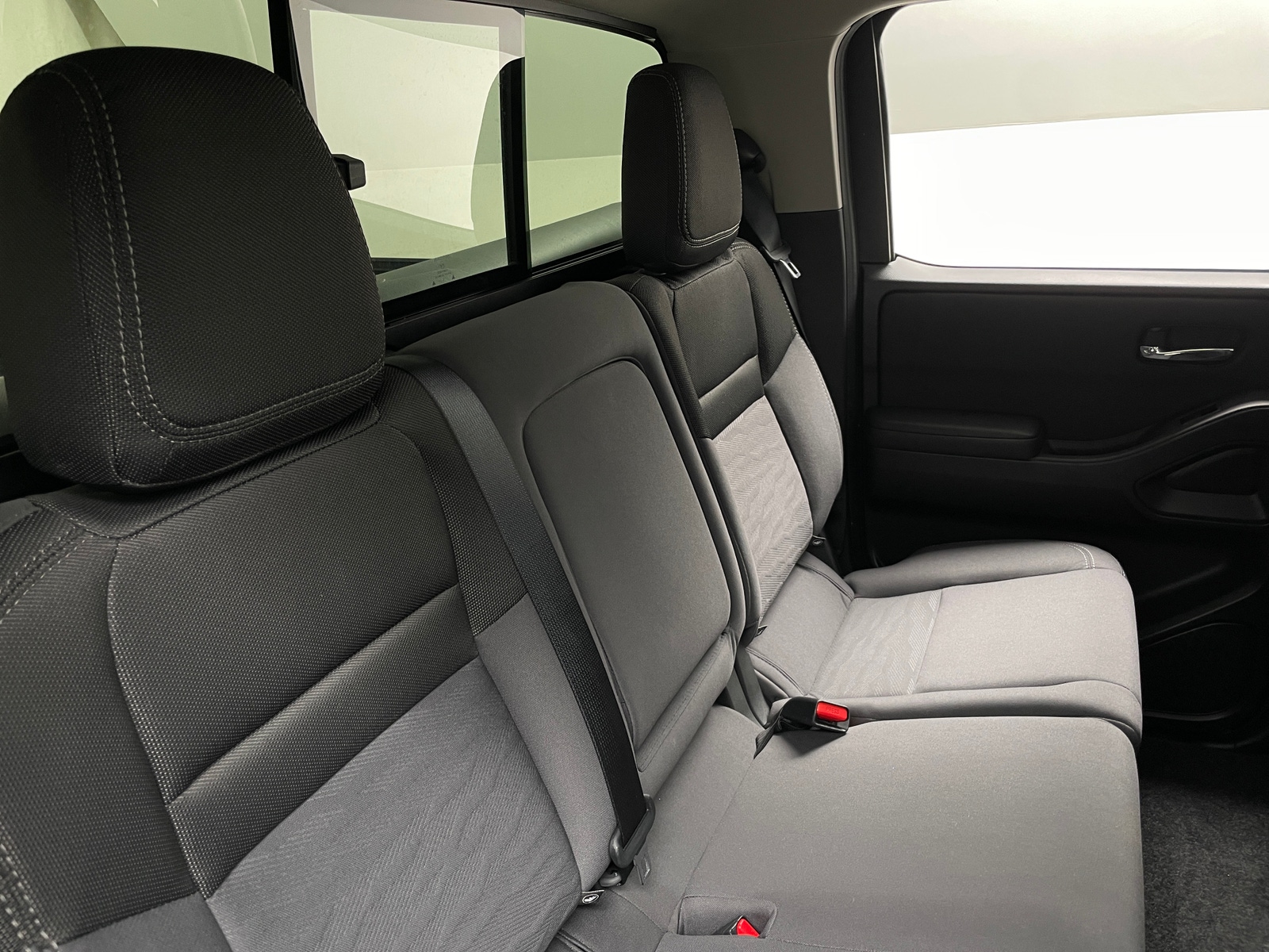Thumbnail: 2024 Nissan Frontier - 6
