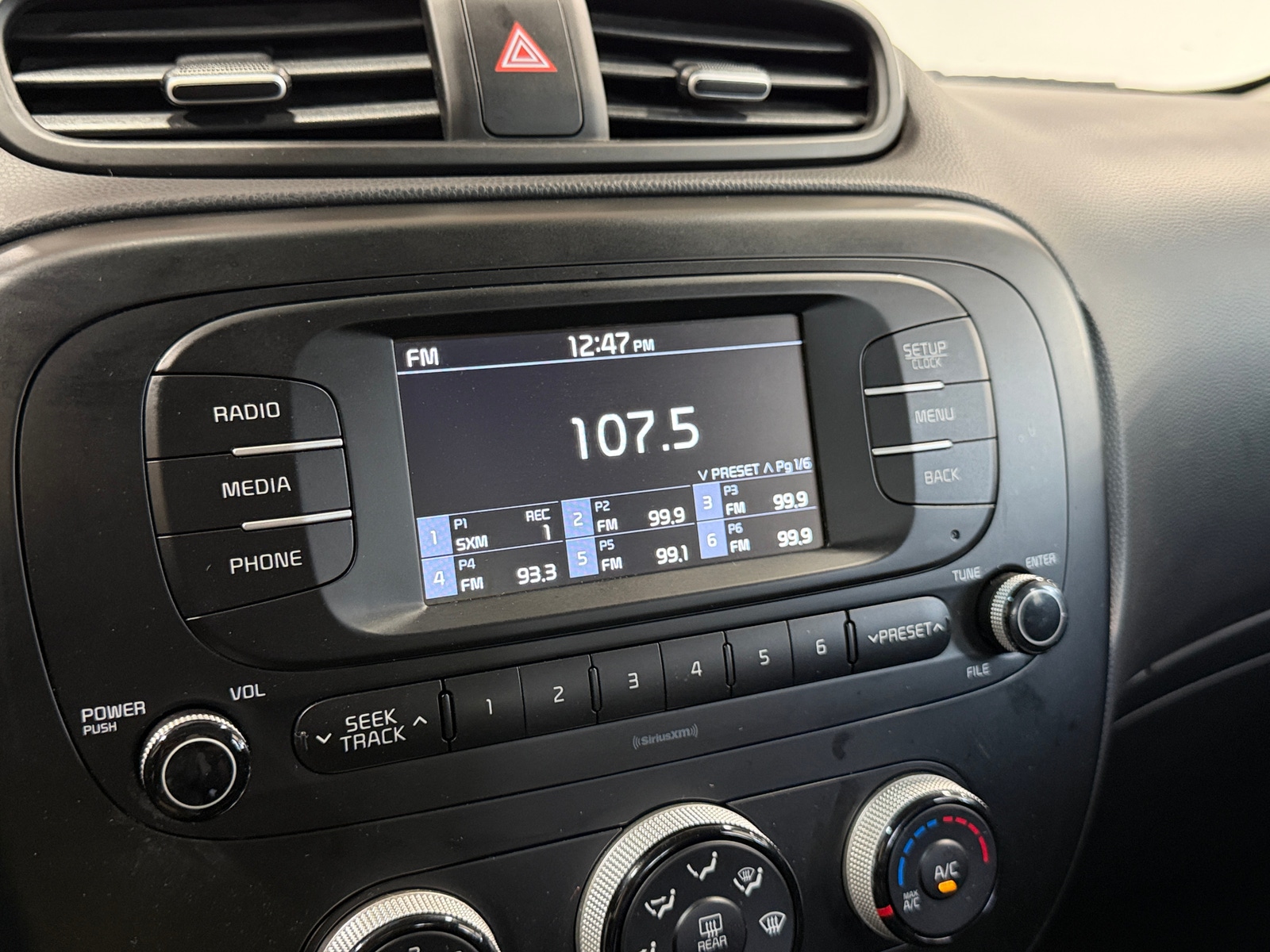 Thumbnail: 2017 Kia Soul - 4