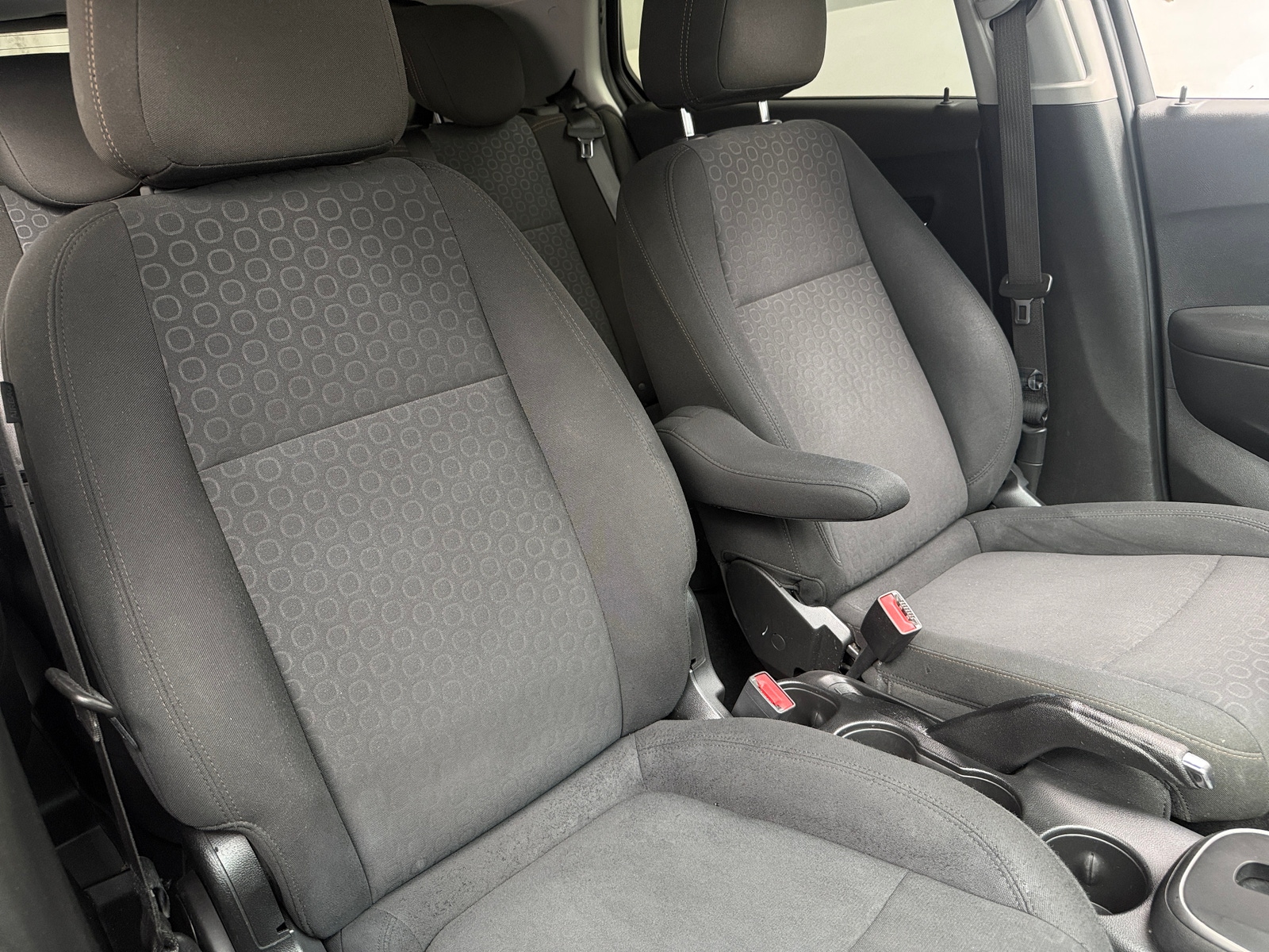 Thumbnail: 2021 Chevrolet Trax - 2