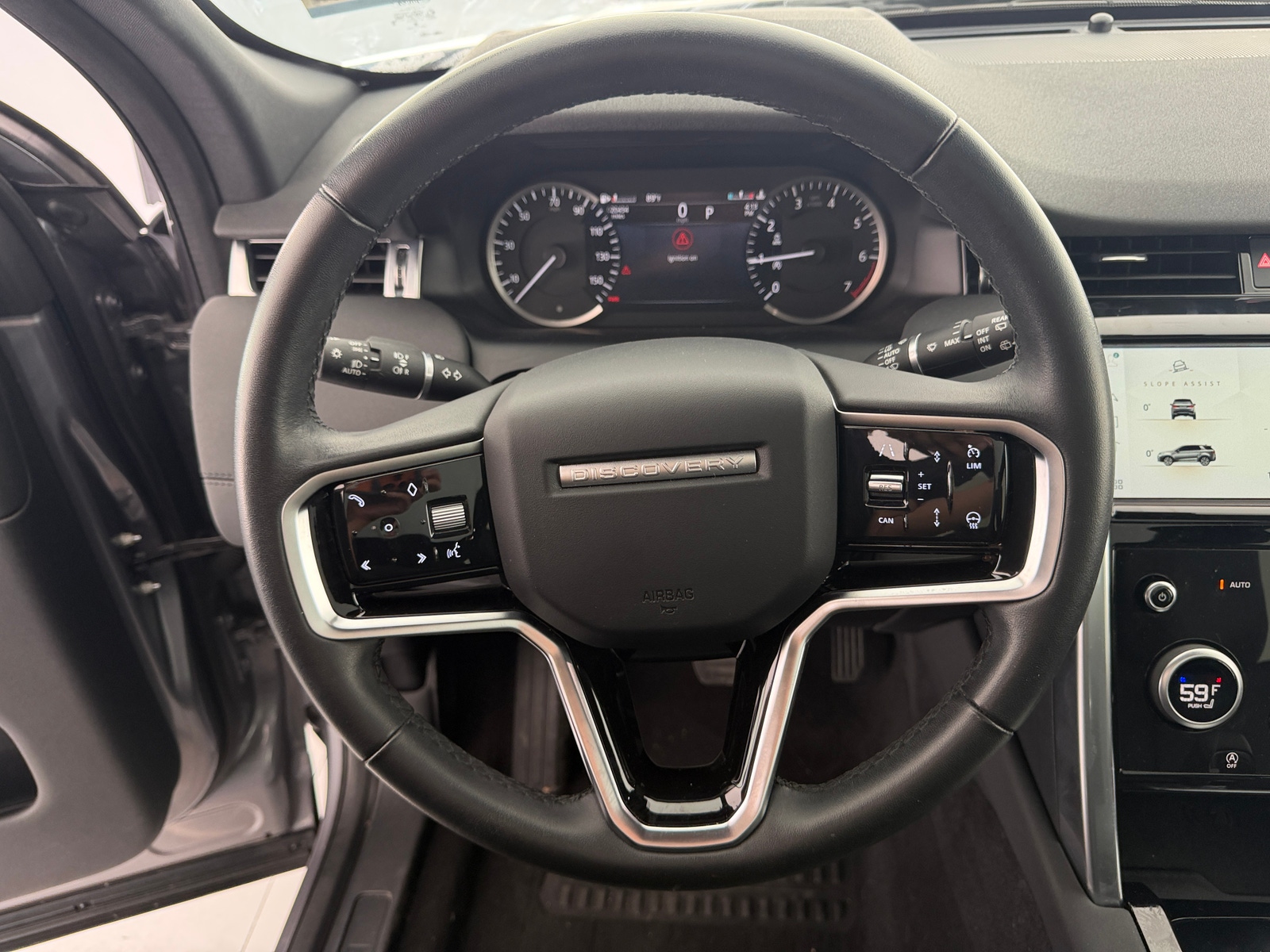 Thumbnail: 2023 Land Rover Discovery Sport - 4