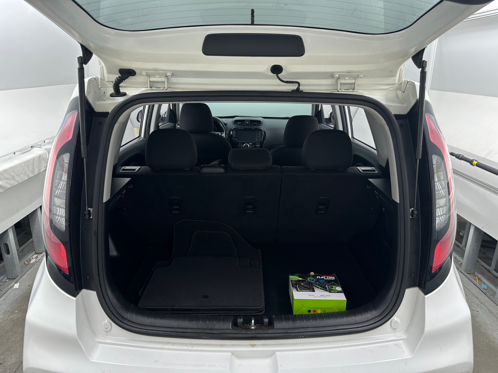 Thumbnail: 2018 Kia Soul - 7