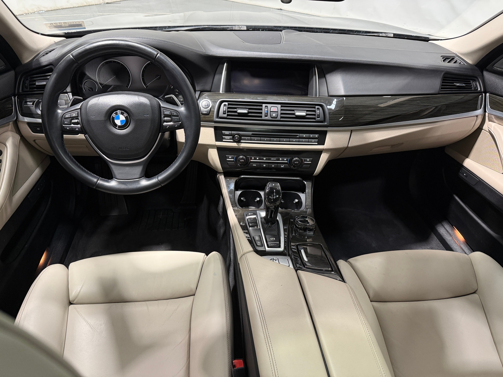 Thumbnail: 2015 BMW 5 Series - 2