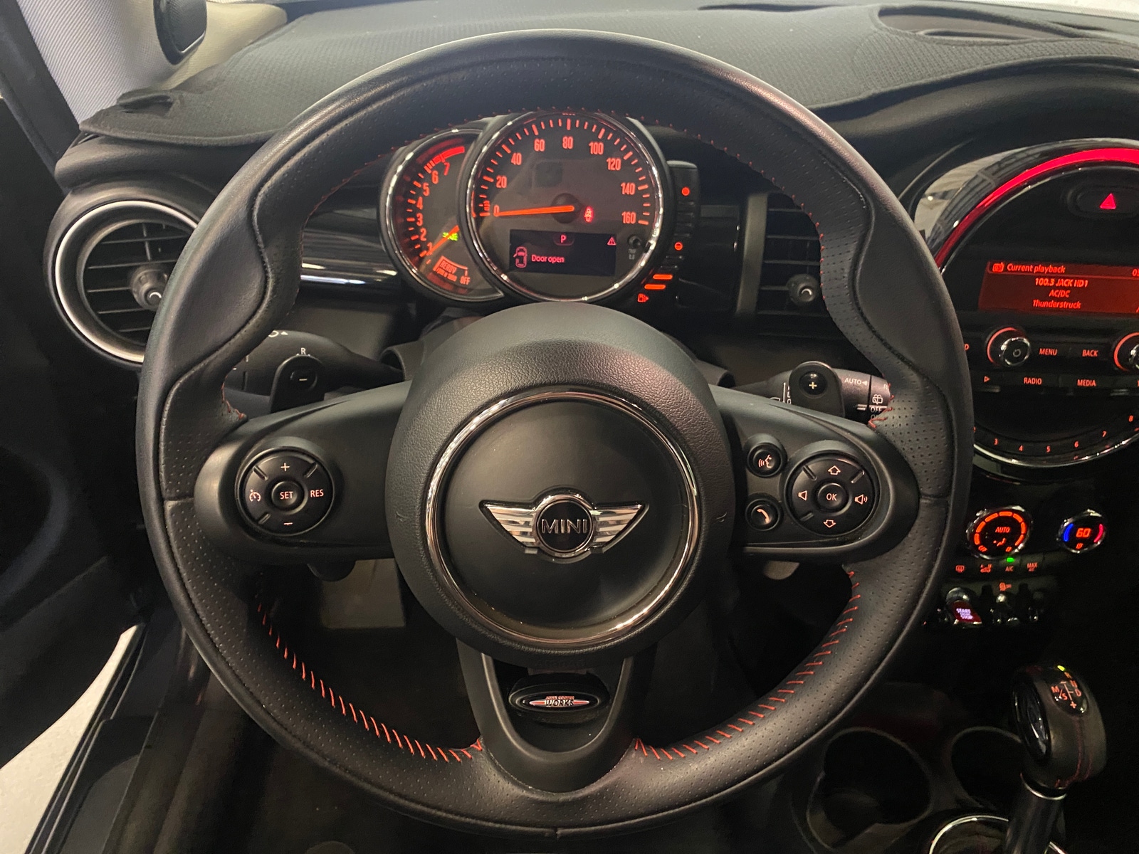 Thumbnail: 2014 MINI Cooper Hardtop - 5