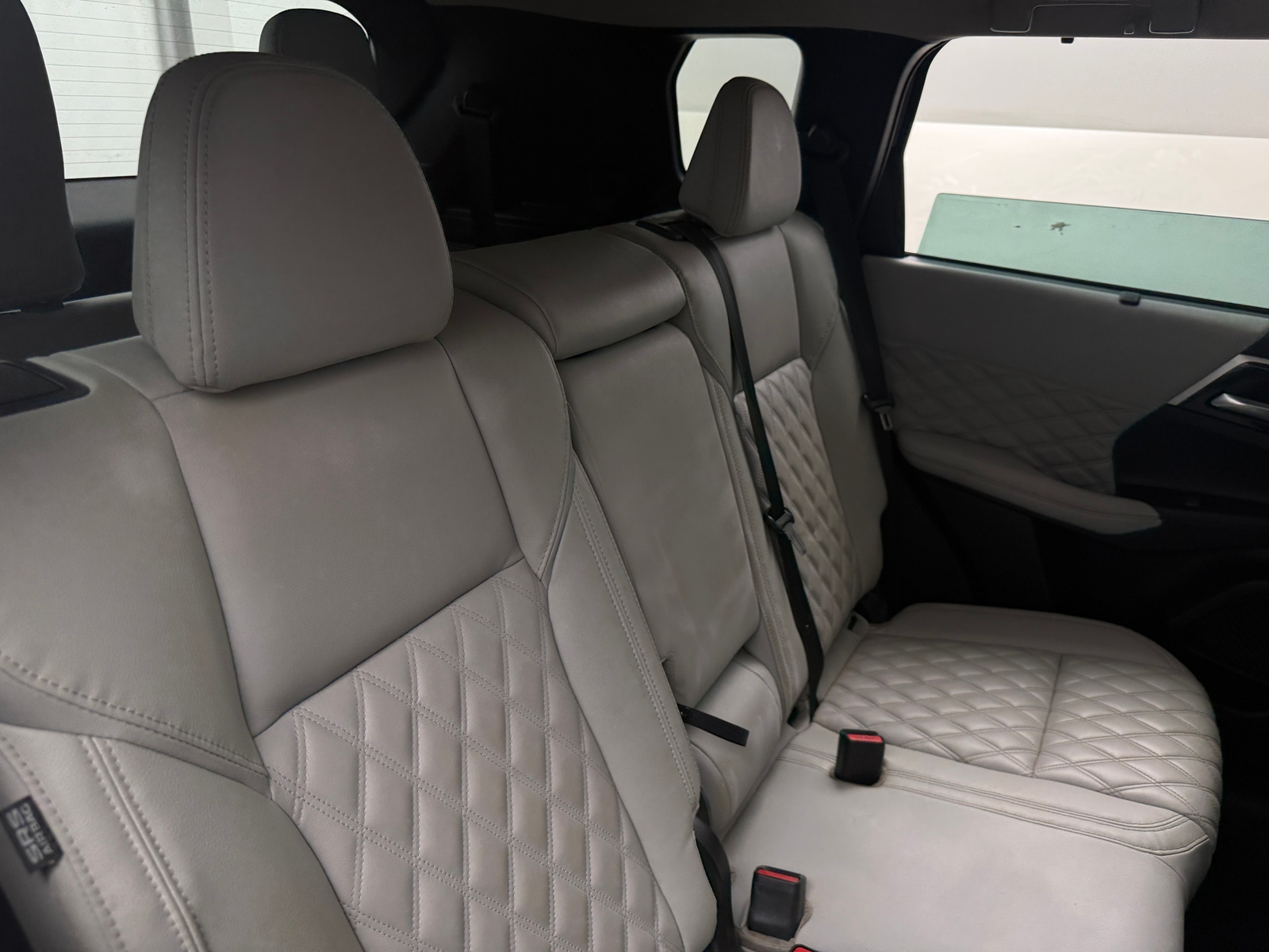 Thumbnail: 2023 Mitsubishi Outlander - 5