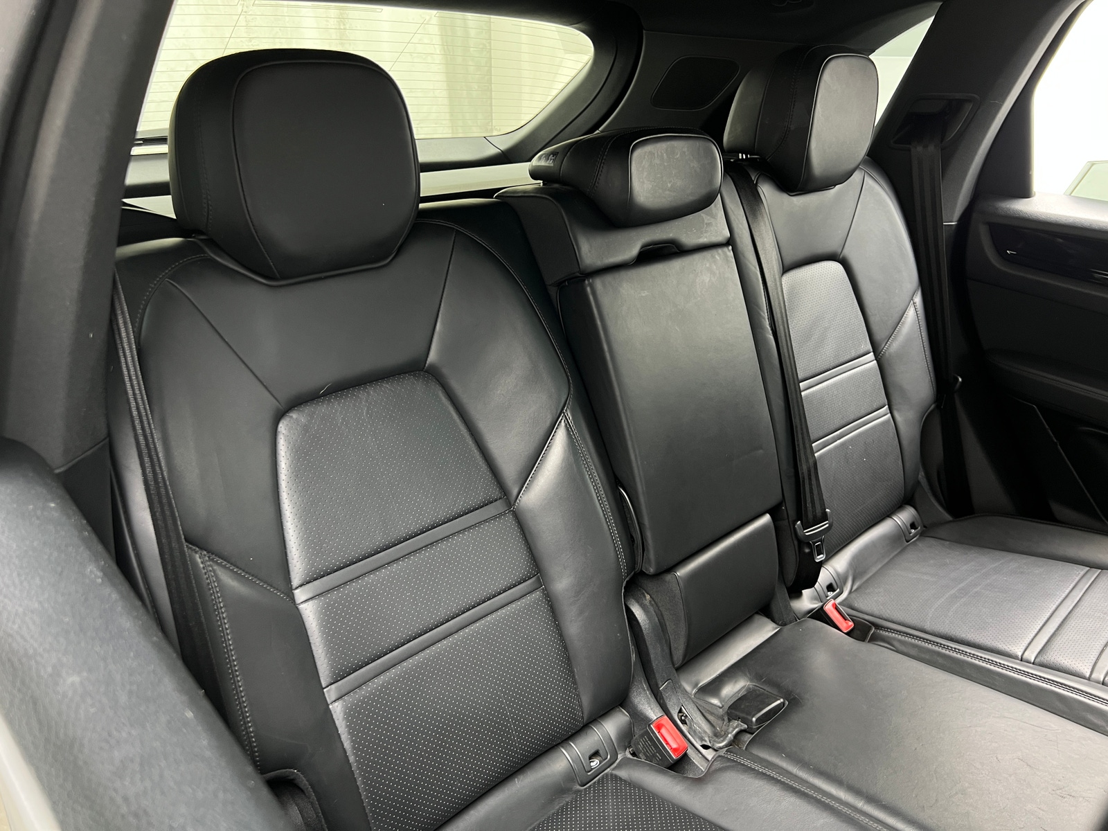 Thumbnail: 2020 Porsche Cayenne - 5