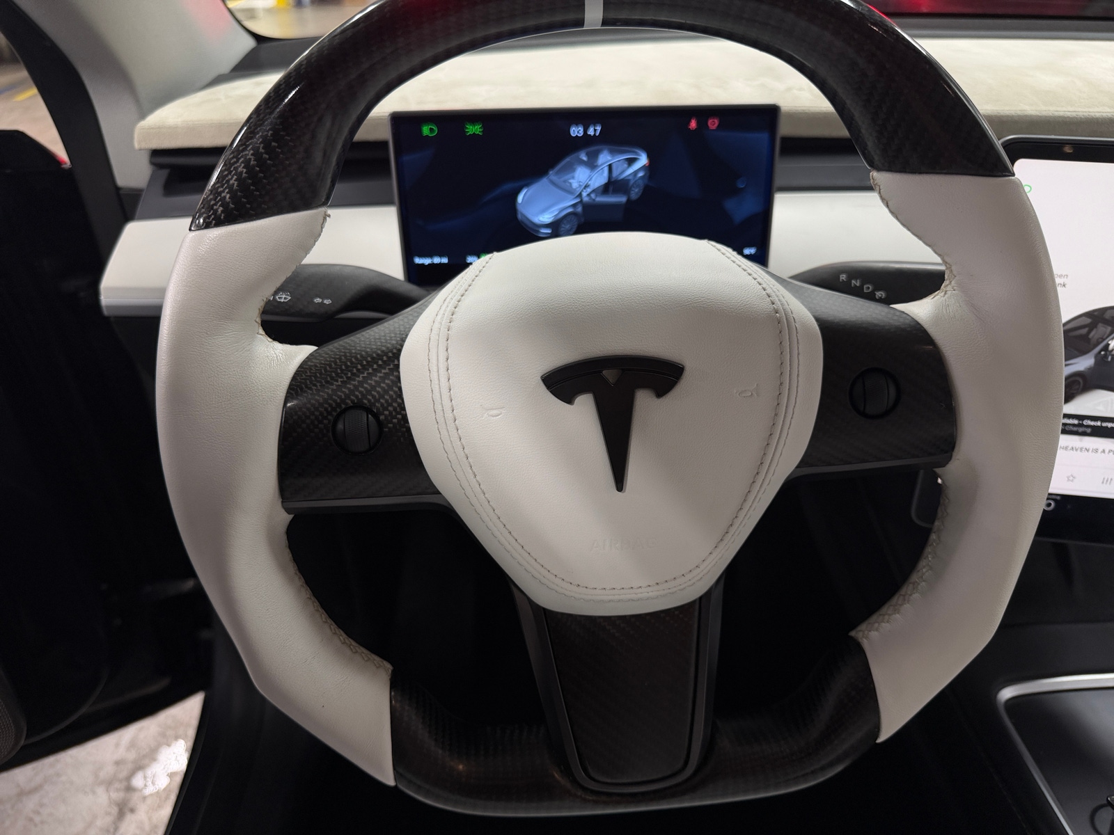 Thumbnail: 2023 Tesla Model Y - 4