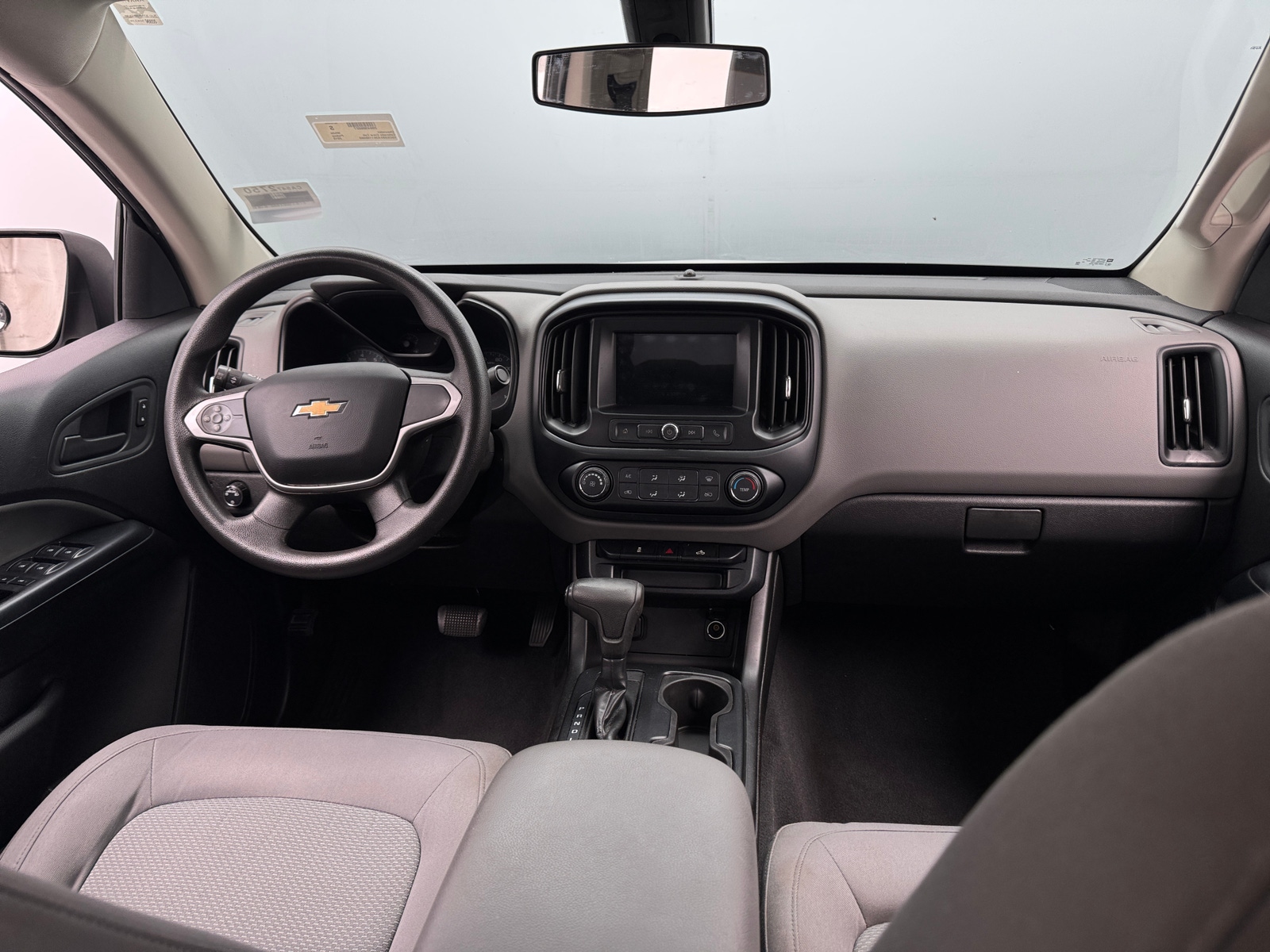 Thumbnail: 2019 Chevrolet Colorado - 3