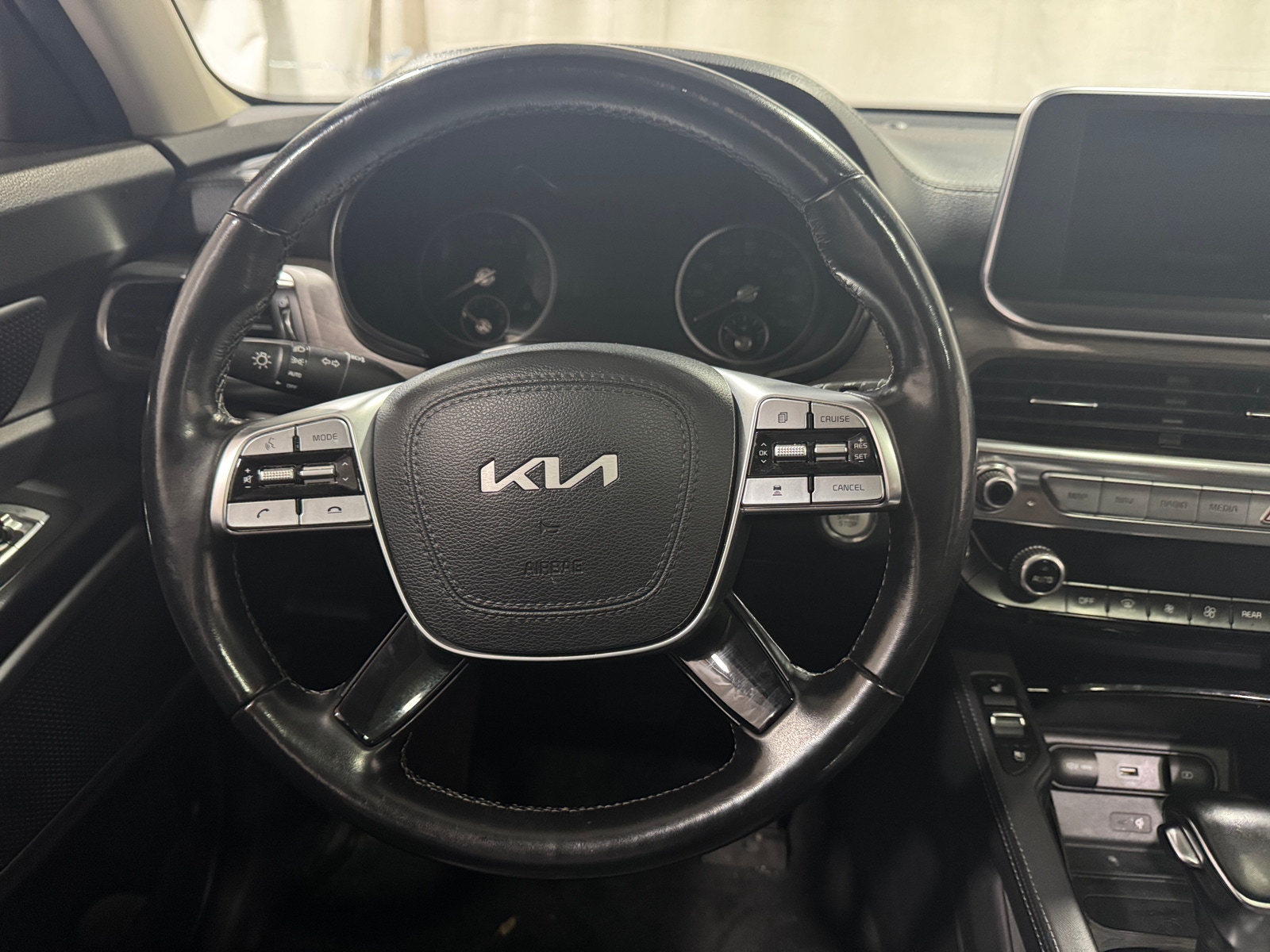 Thumbnail: 2022 Kia Telluride - 4