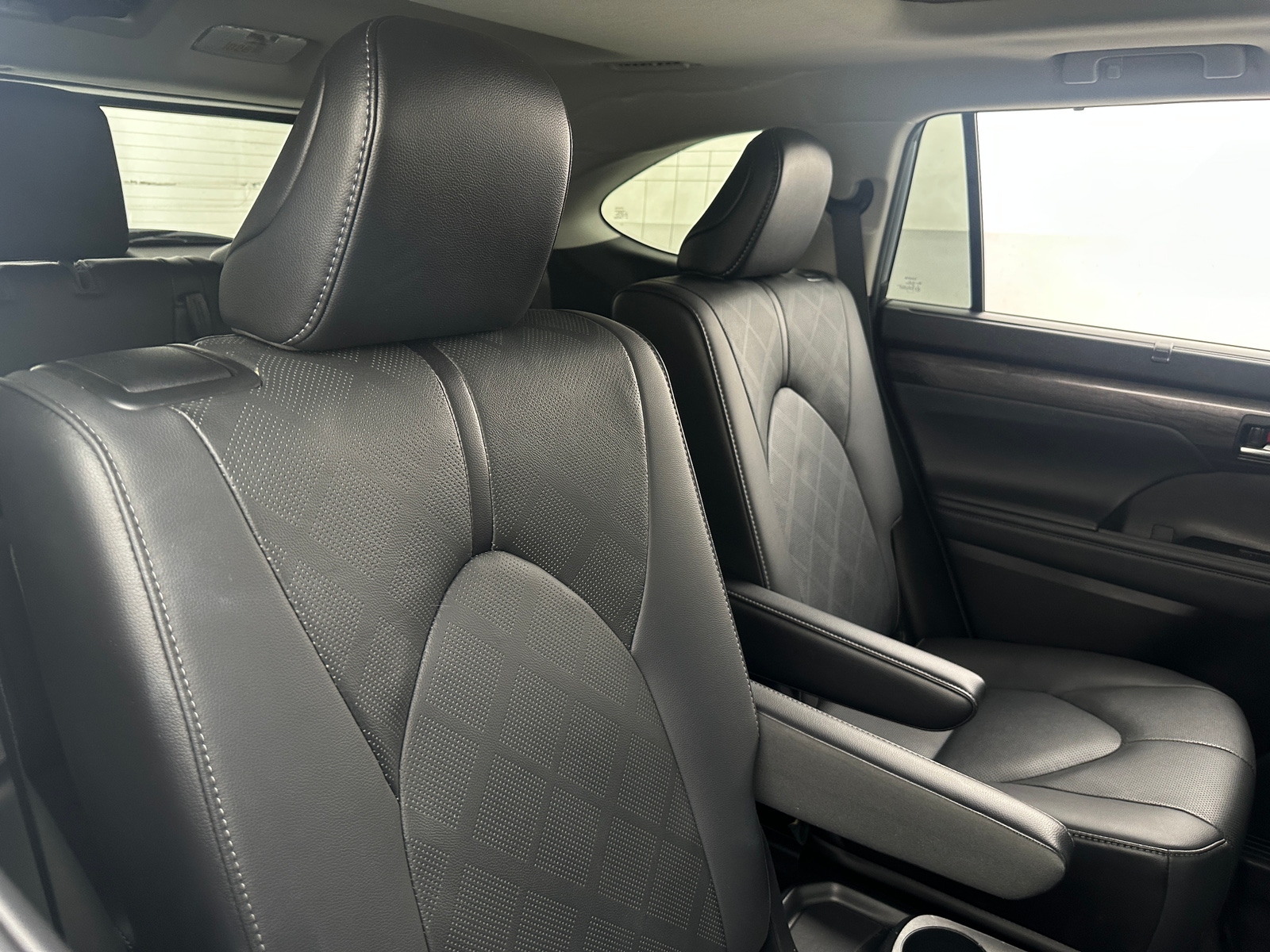 Thumbnail: 2021 Toyota Highlander - 5