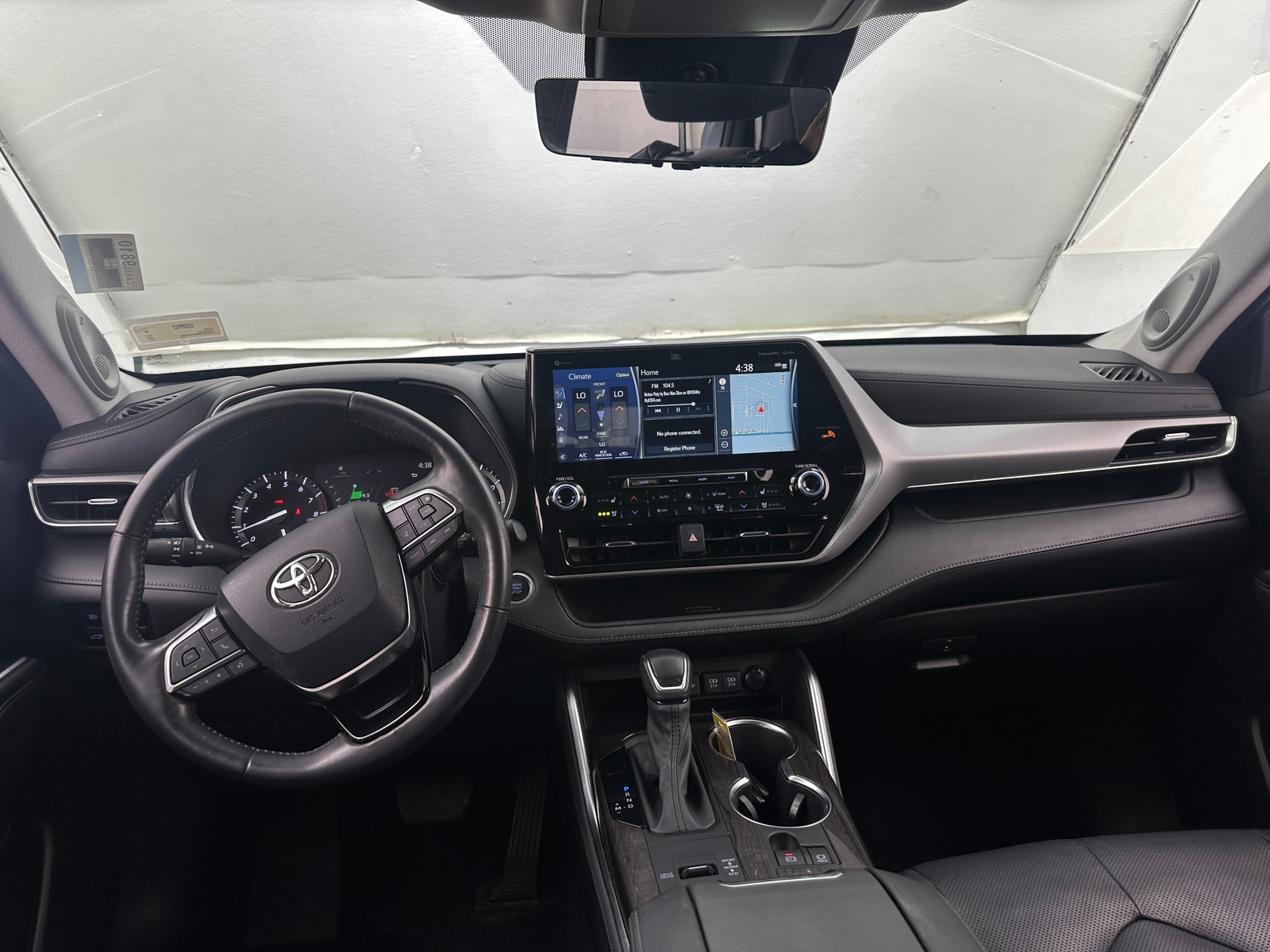 Thumbnail: 2021 Toyota Highlander - 2