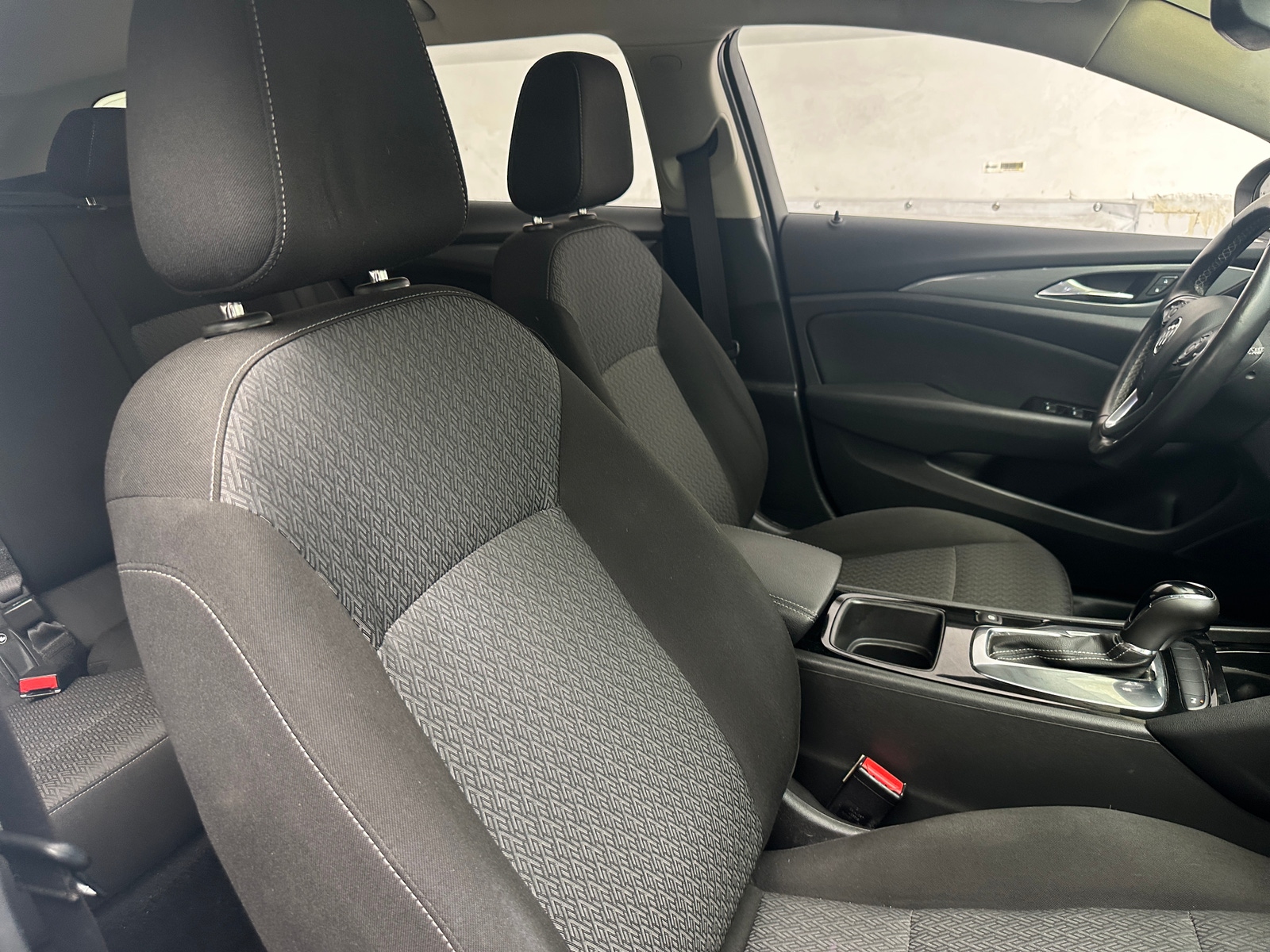 Thumbnail: 2019 Buick Regal - 2