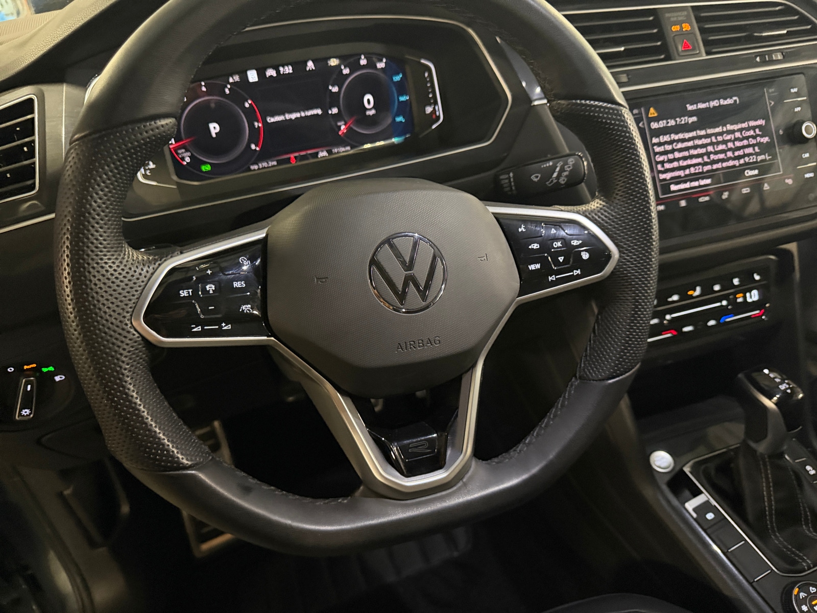 Thumbnail: 2024 Volkswagen Tiguan - 4