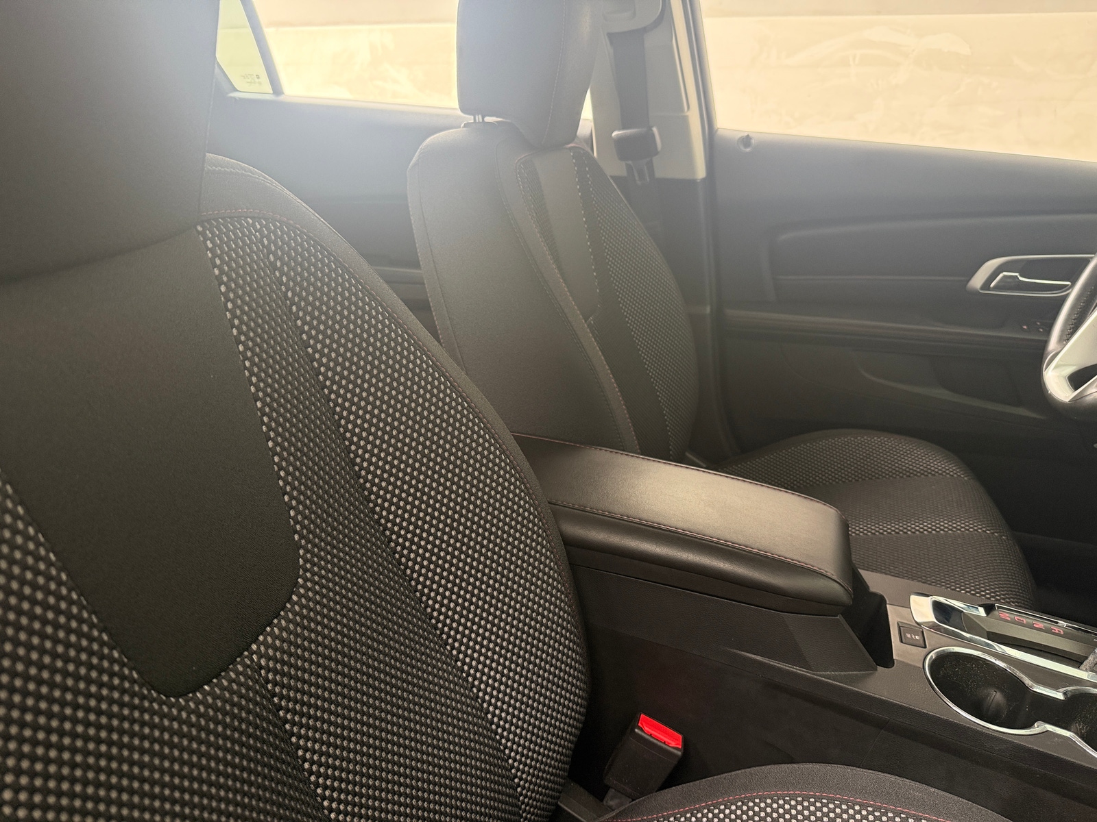Thumbnail: 2015 GMC Terrain - 2