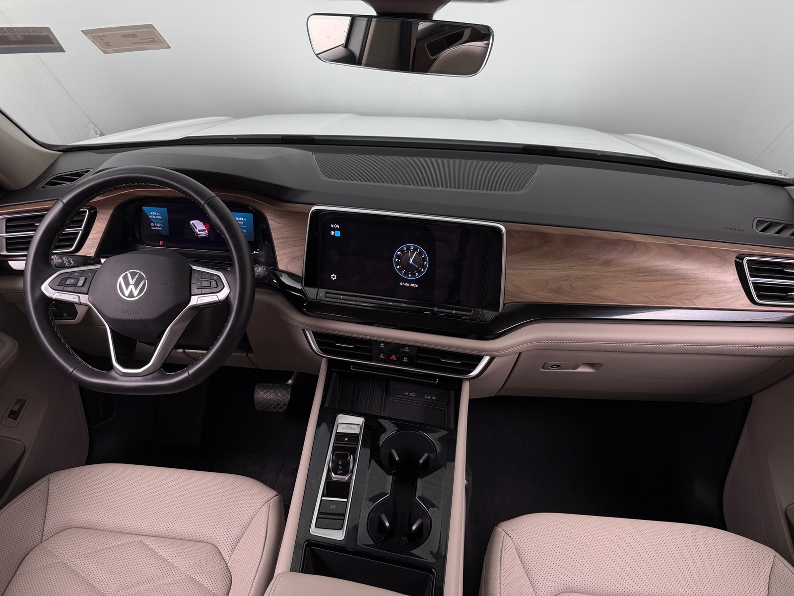 Thumbnail: 2026 Volkswagen Atlas - 2